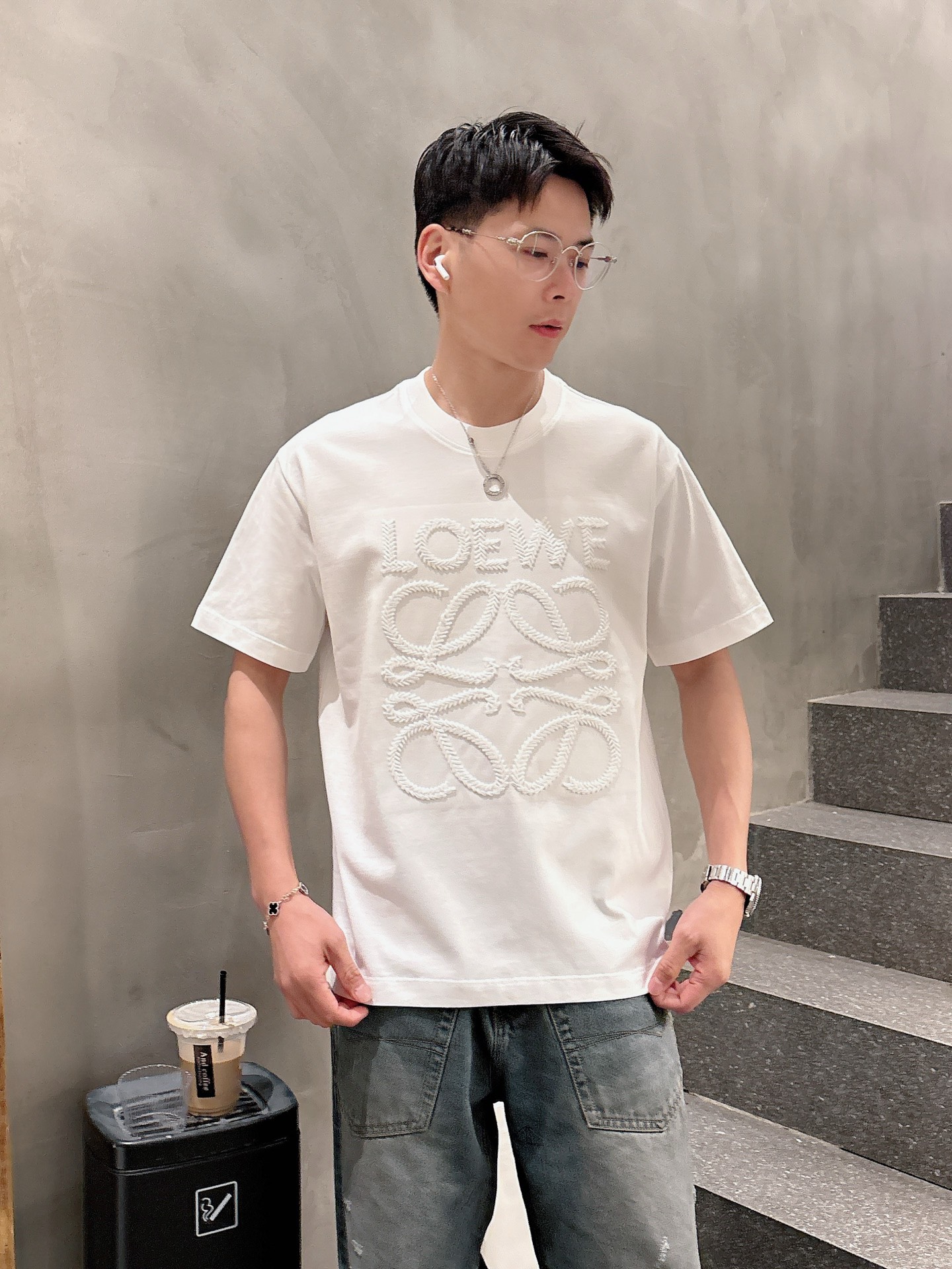    罗意威  三标齐全。 2025夏季新款最新品短袖T恤，专柜同步有售，原单狠货，时尚进口原版科技面料