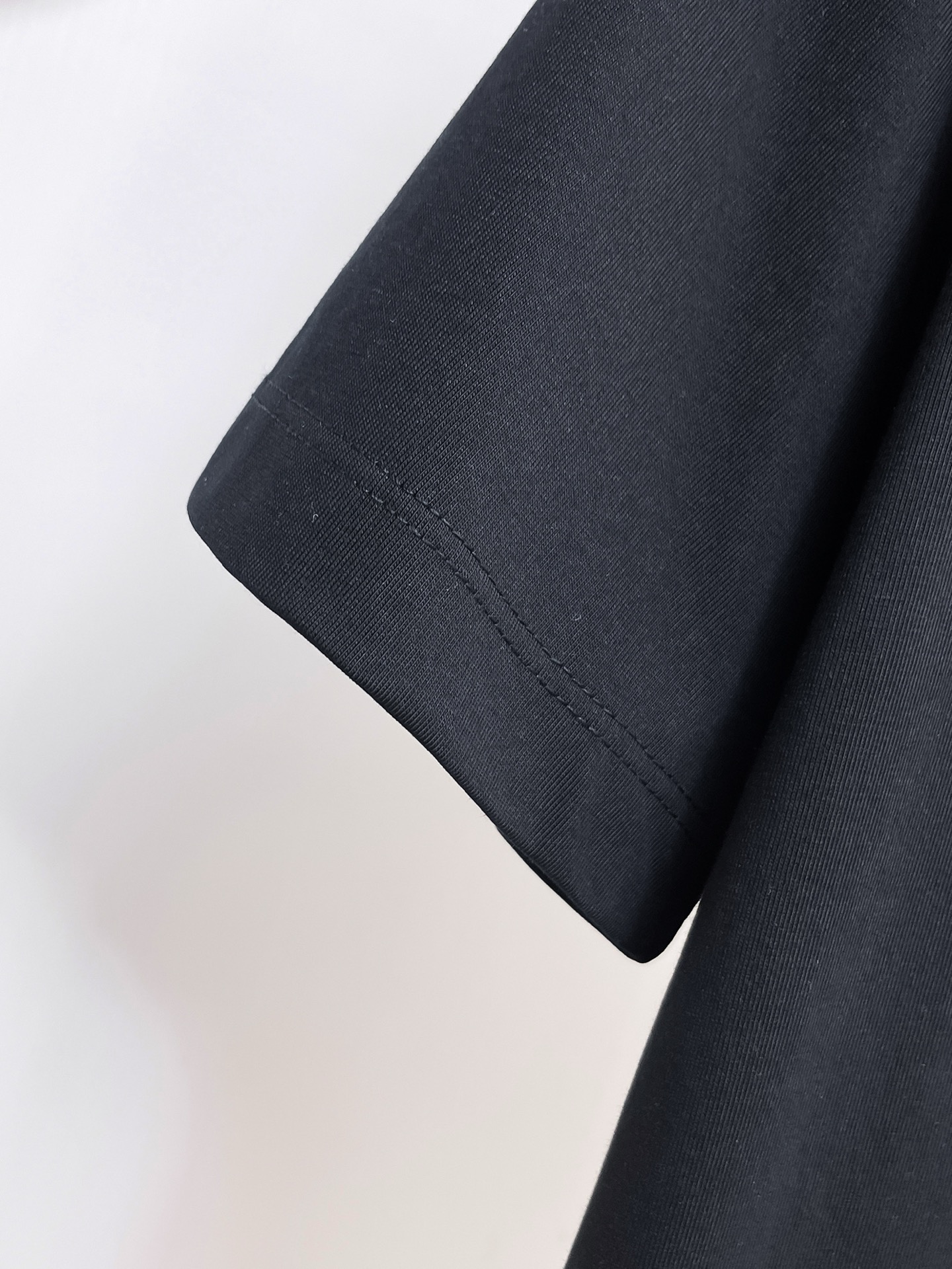 New Summer T-Shirts with Original Fabric Technology and Custom Hardware – High Quality! - 图片 7