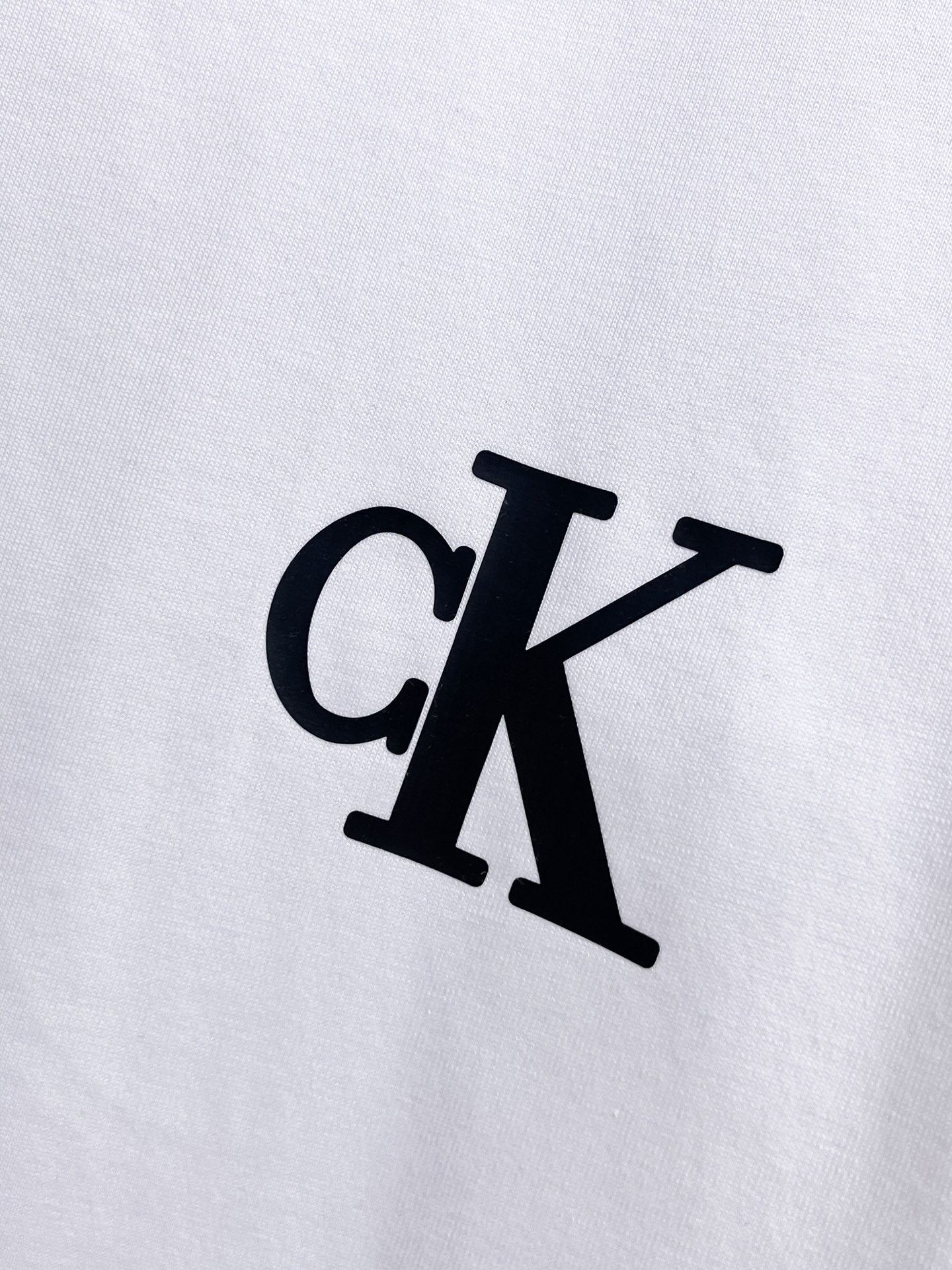High Grade Summer T-Shirts with Original Technology Fabric and Custom Hardware - 图片 4