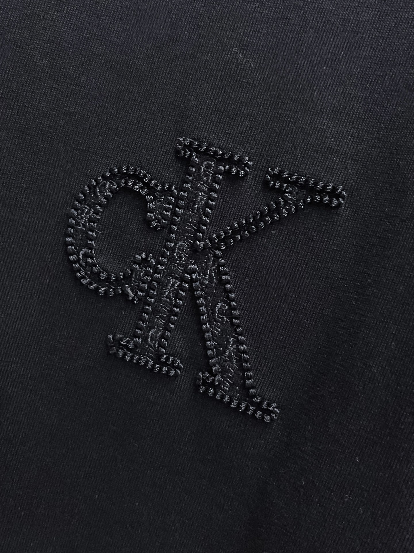 High-Quality Summer T-Shirts with Original Technology Fabric and Custom Hardware - 图片 4