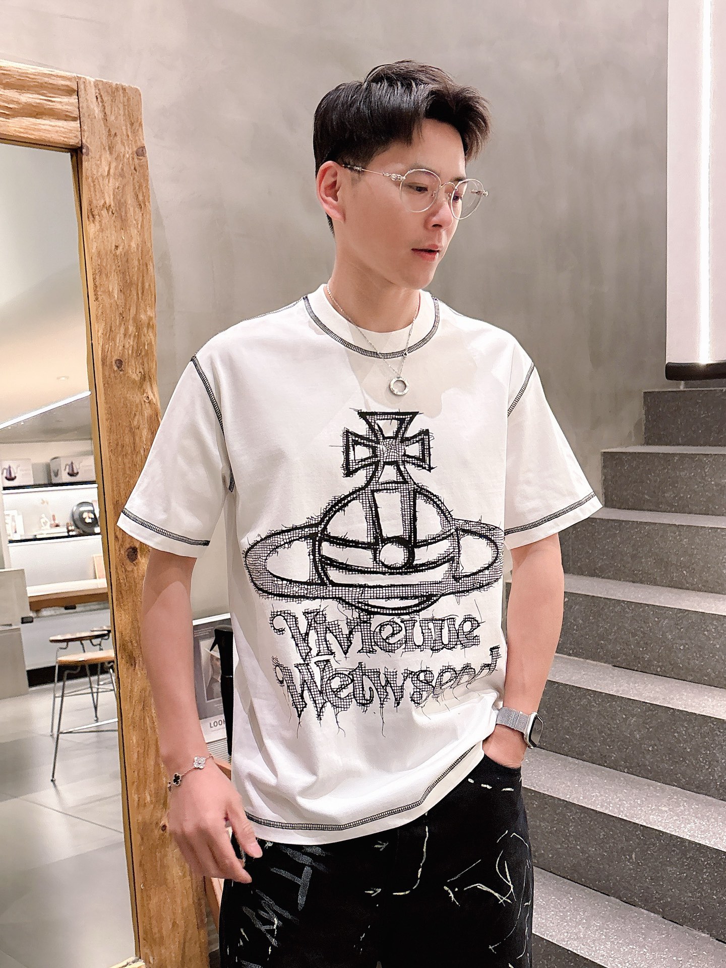 Queen of the West: New Summer T-Shirts with Original Technology Fabric & Custom Hardware - 图片 2