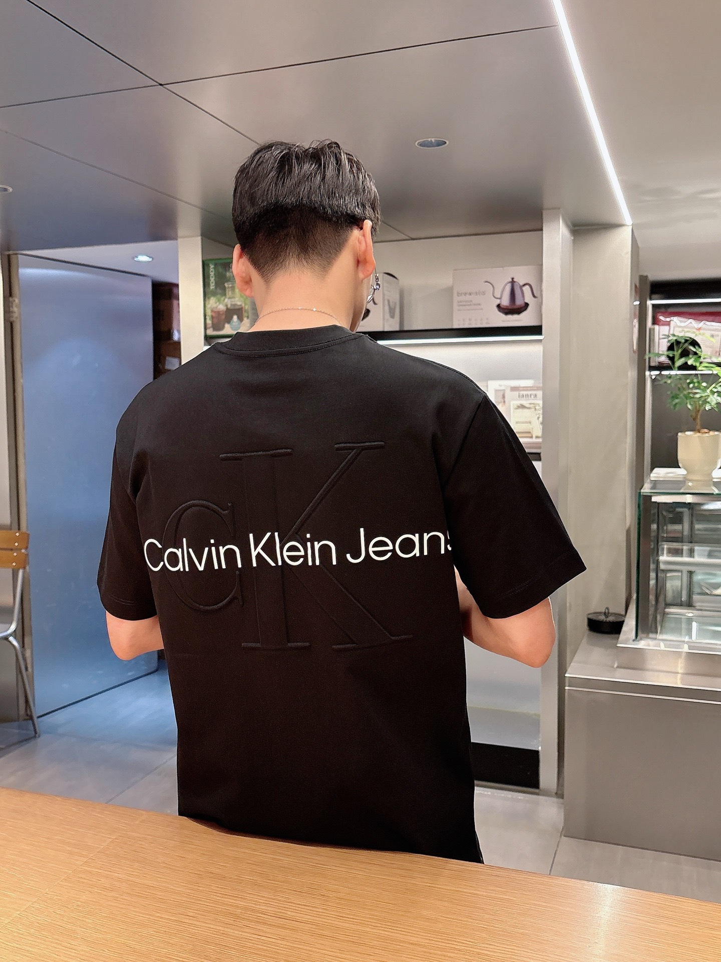 High-Grade Summer T-Shirts with Original Fabric and Custom Hardware - 图片 4
