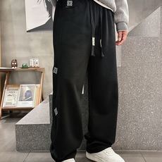 🏊 纪梵希 🆕2025秋冬新款休闲裤!官网同步发售。品牌经典LOGO休闲裤 ,定制面料,舒适度 🏊 纪梵希 🆕2025秋冬新款休闲裤!官网同步发售。品牌经典LOGO休闲裤 ,定制面料,舒适度