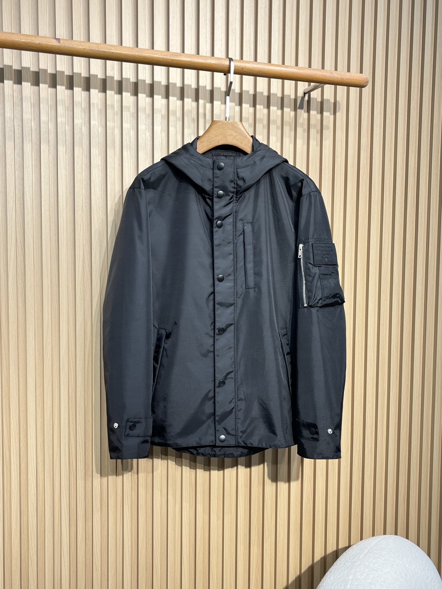 _dCt9s7pXuB51jqWCCeluWIu0JH4fWlvbVns3XBg