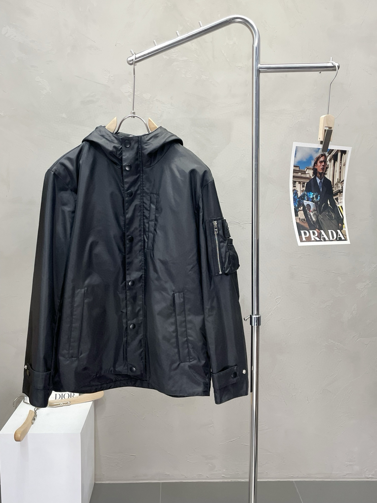 _d-79s-NNBZ1SMkE3WAaOB65JE6KS_KBm5YSu7dw