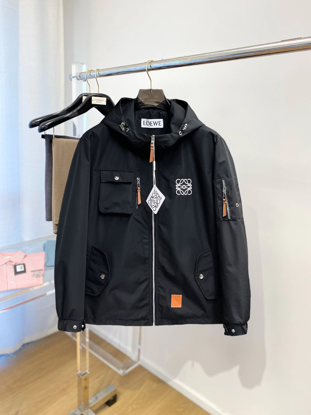 P330 Loewe Mismo modelo que la web oficial, tres etiquetas completas, lanzamiento anticipado. Nueva chaqueta de hombre …