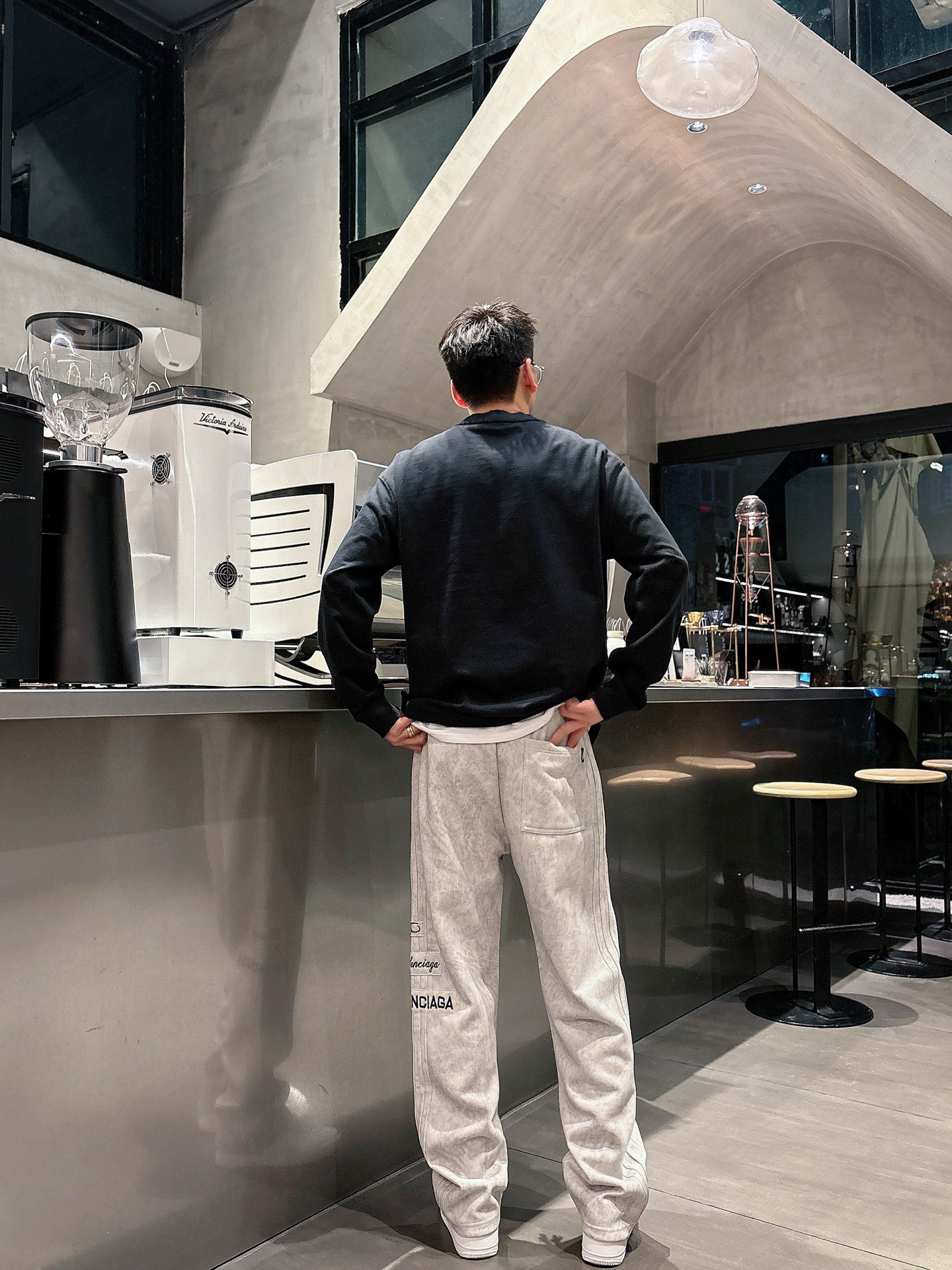 🌾 巴黎世家 🆕2025秋冬新款休闲裤！官网同步发售。品牌经典LOGO休闲裤 ，定制面料，舒适度极好，手