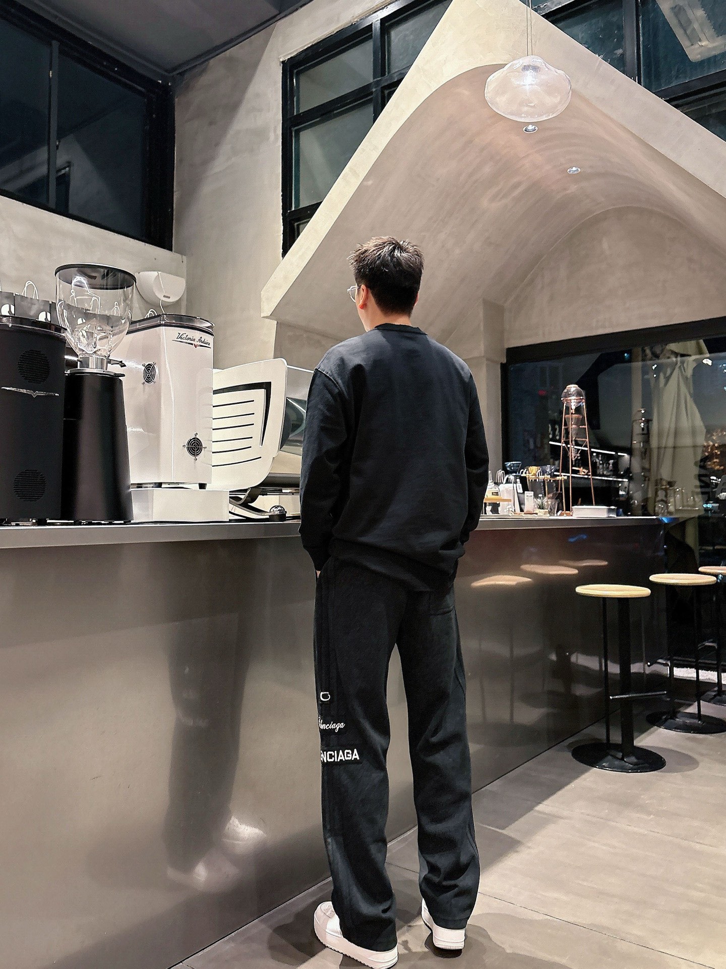 🌾 巴黎世家 🆕2025秋冬新款休闲裤！官网同步发售。品牌经典LOGO休闲裤 ，定制面料，舒适度极好，手