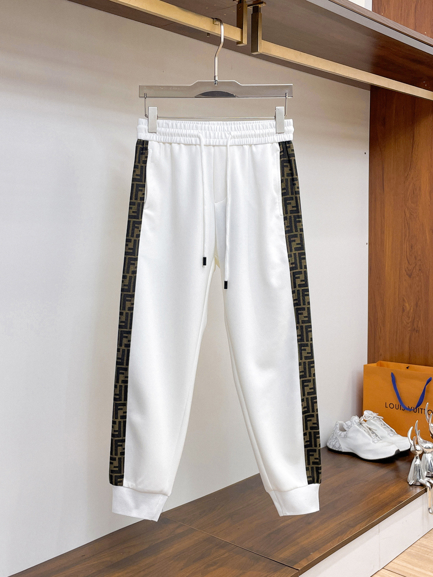 _du89sfp8yTPWxm7QlaYKO1N-l3bYrm2LAO3Uuow