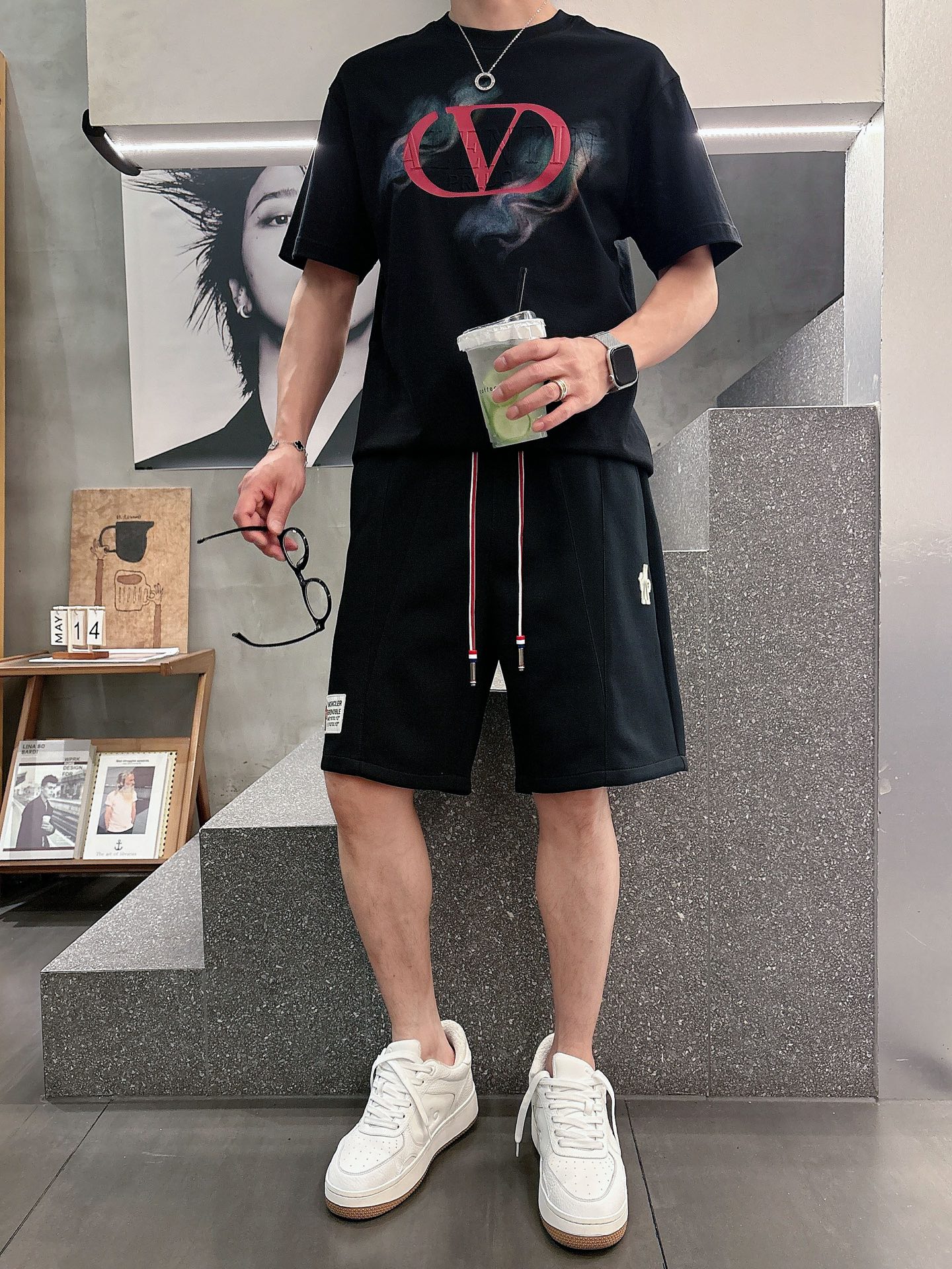 蒙口   三标齐全    2026夏季新款男士休闲短裤，高级定制面料透气面料 透气弹力舒适度极高，细节无