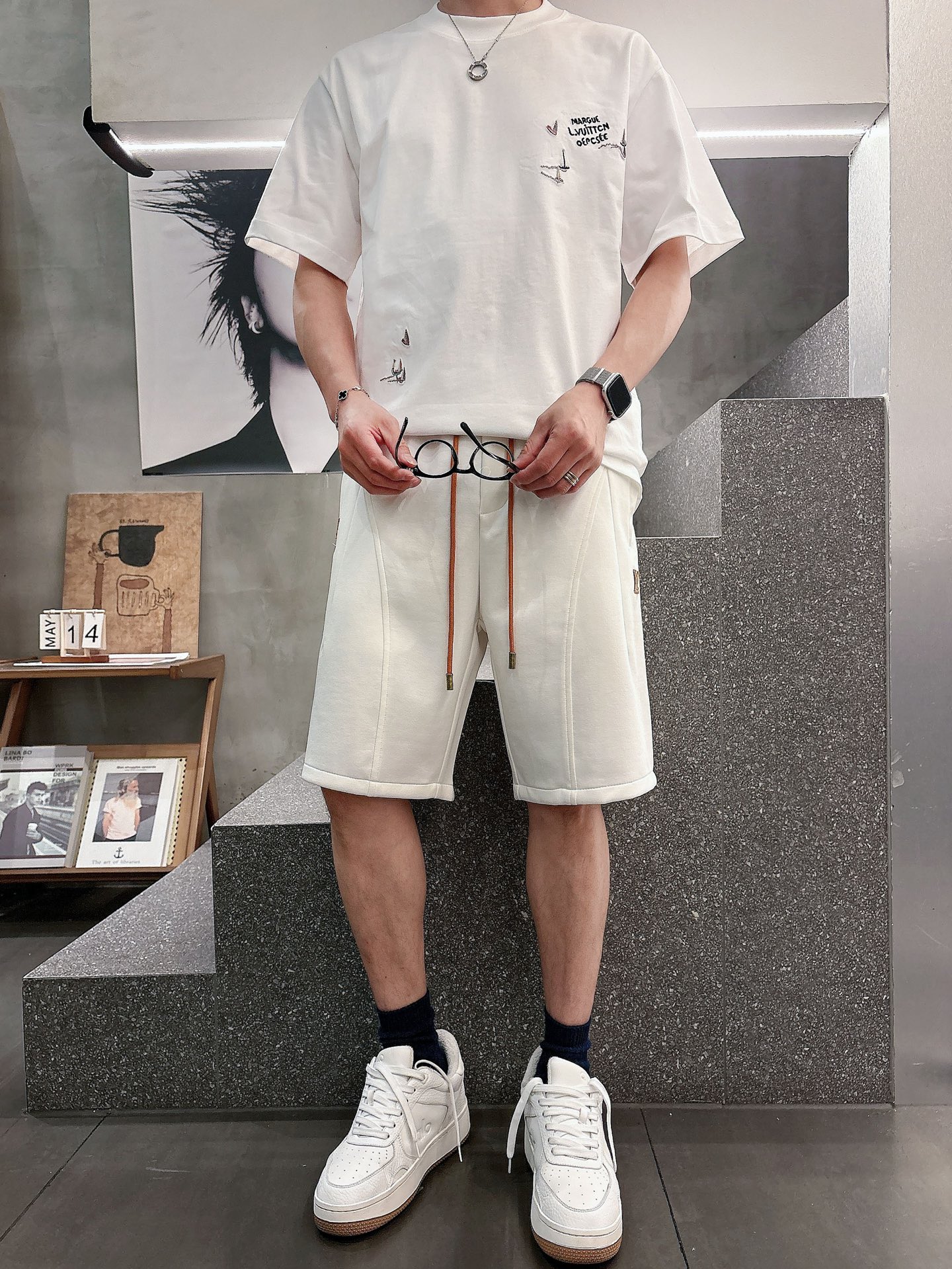LV 三标齐全    2026夏季新款男士休闲短裤，高级定制面料透气面料 透气弹力舒适度极高，细节无可挑