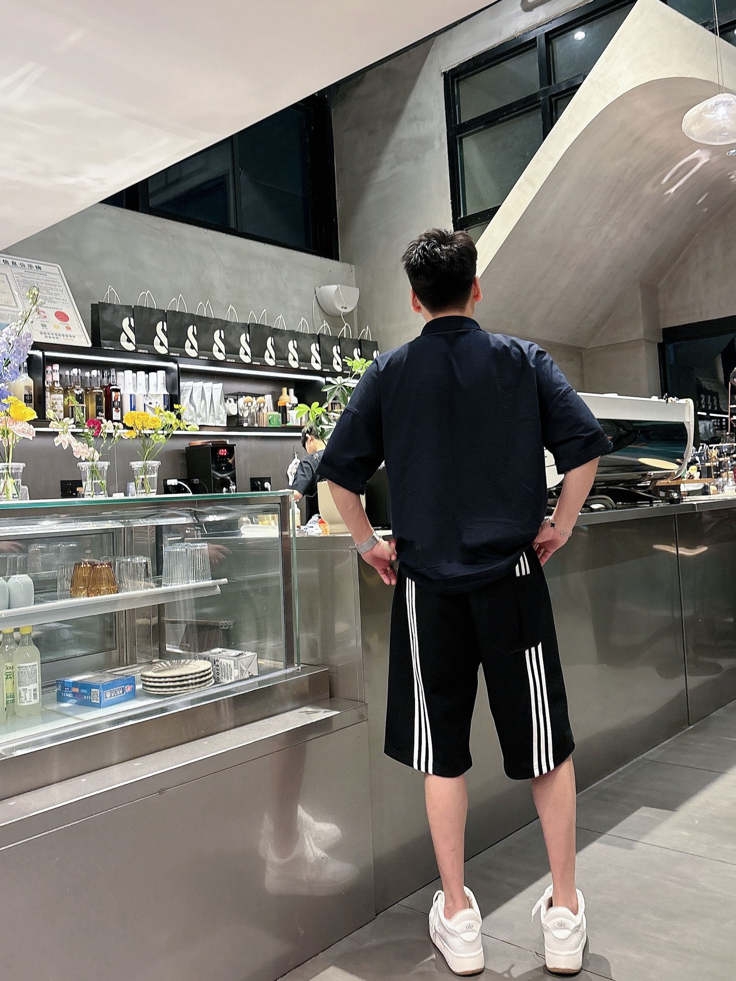 Y3  三标齐全    2026夏季新款男士休闲短裤，高级定制面料透气面料 透气弹力舒适度极高，细节无可