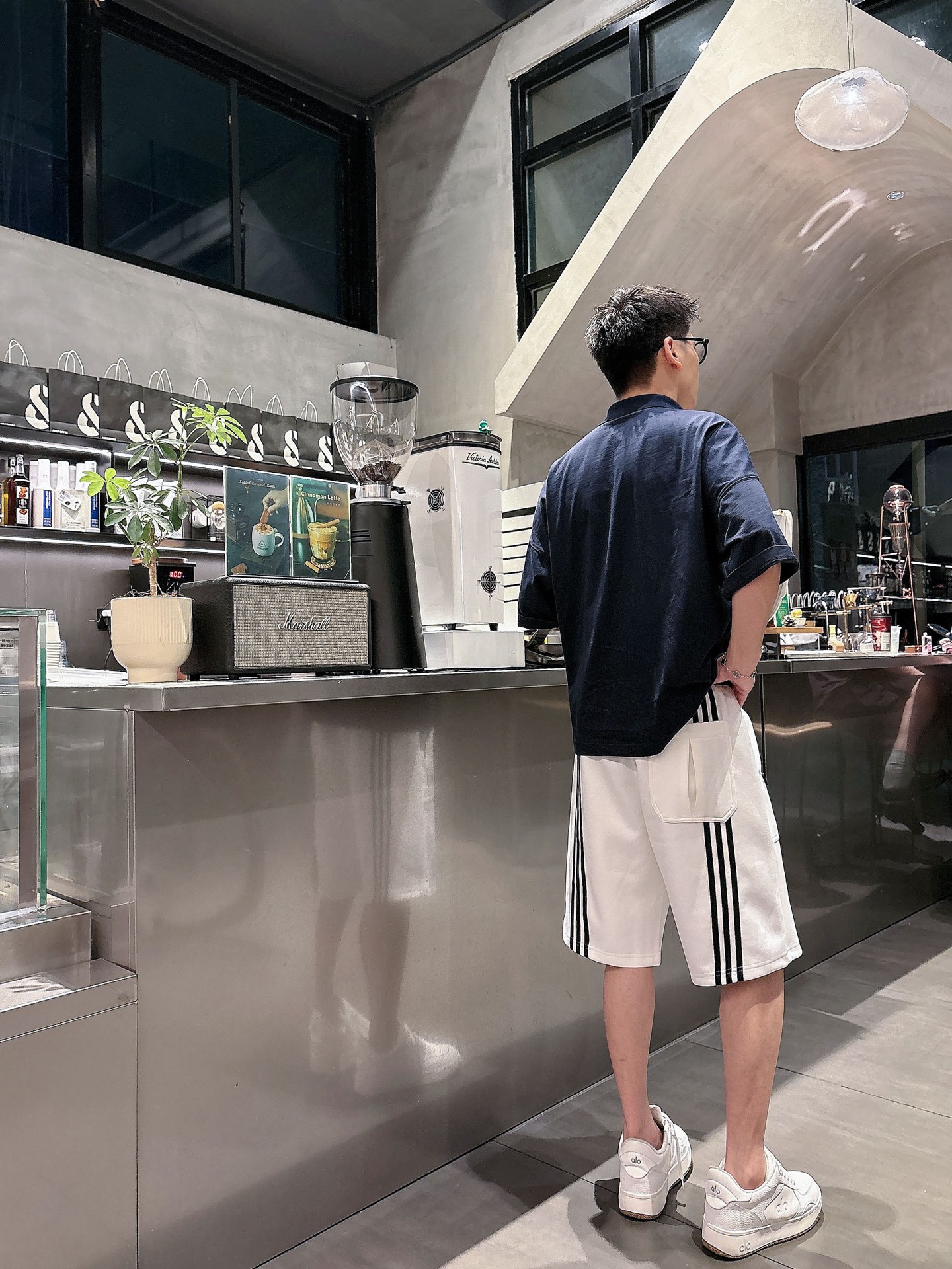 Y3  三标齐全    2026夏季新款男士休闲短裤，高级定制面料透气面料 透气弹力舒适度极高，细节无可