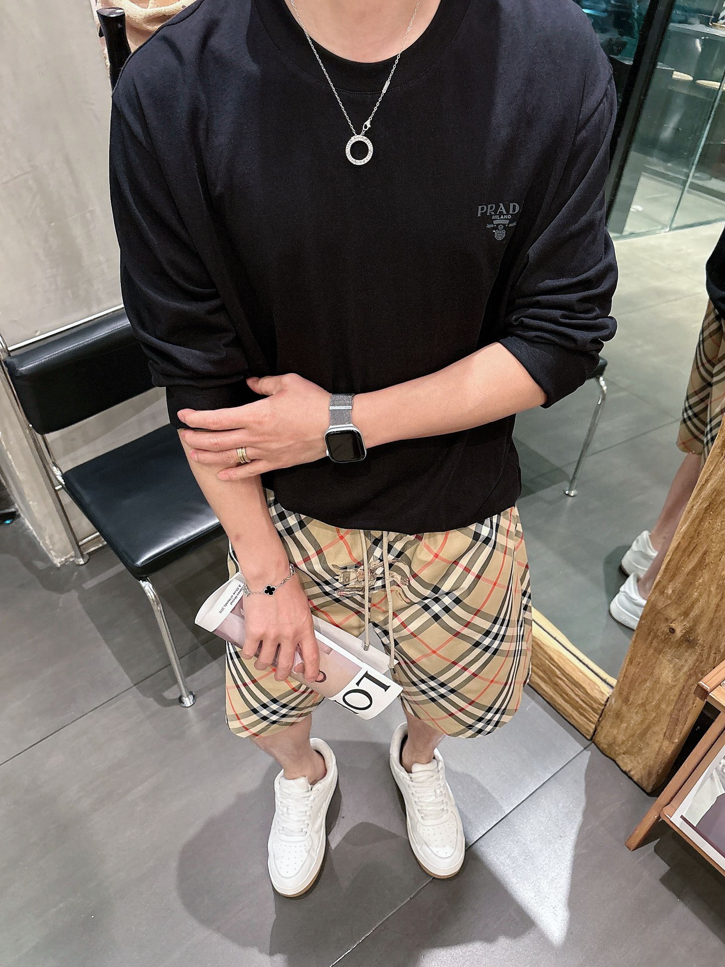 巴宝莉  三标齐全    2026夏季新款男士休闲短裤，高级定制面料透气面料 透气弹力舒适度极高，细节无
