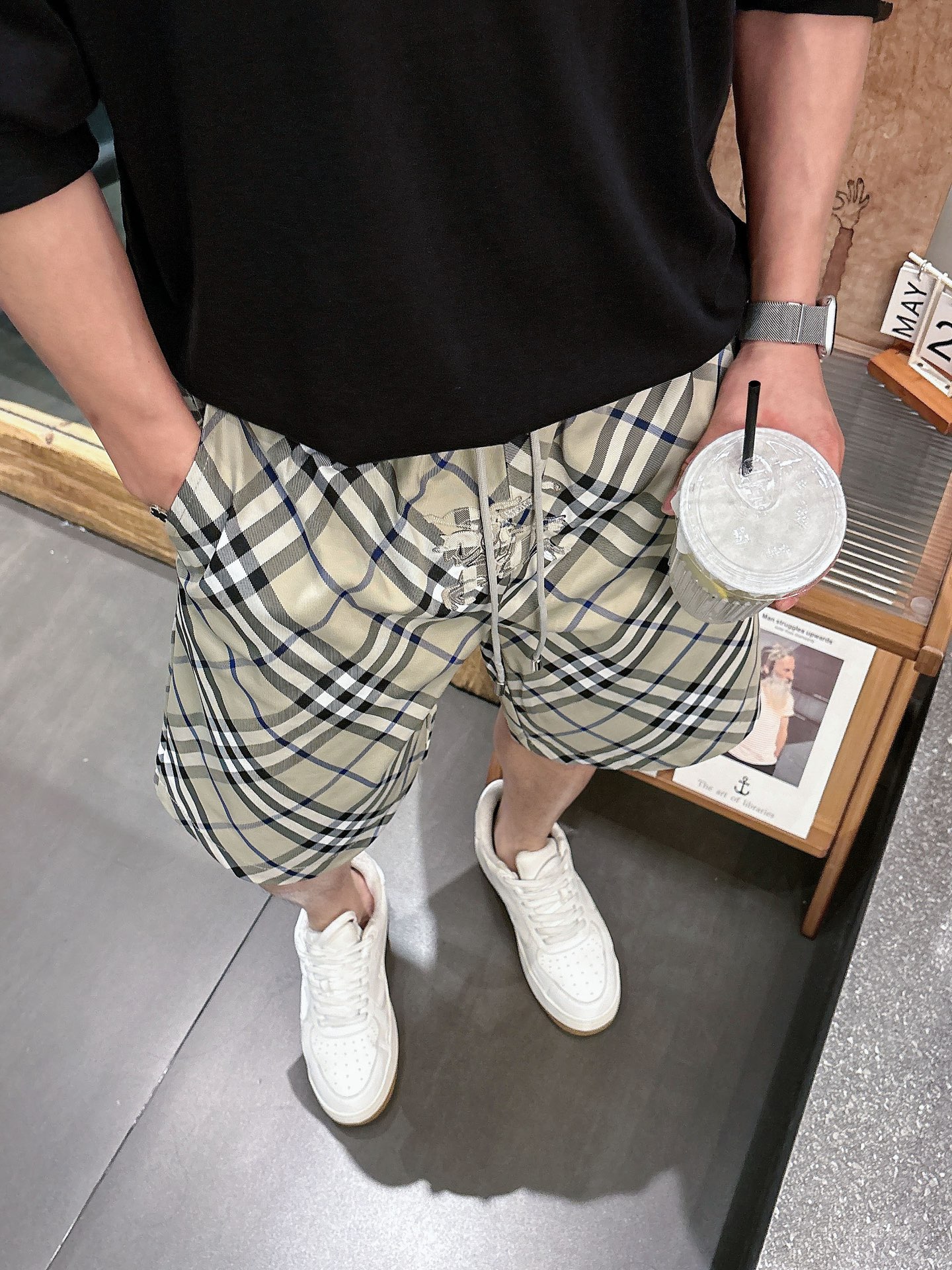 巴宝莉  三标齐全    2026夏季新款男士休闲短裤，高级定制面料透气面料 透气弹力舒适度极高，细节无