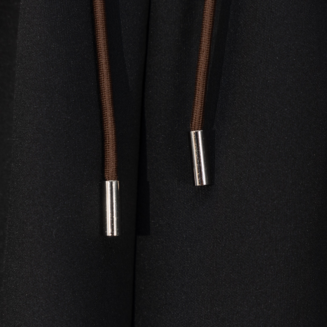 Top Version Celine/Cyleen 24SS Side-Banded Logo Shorts in Black, 320g HBs Fabric, Sizes S-XL - 图片 6