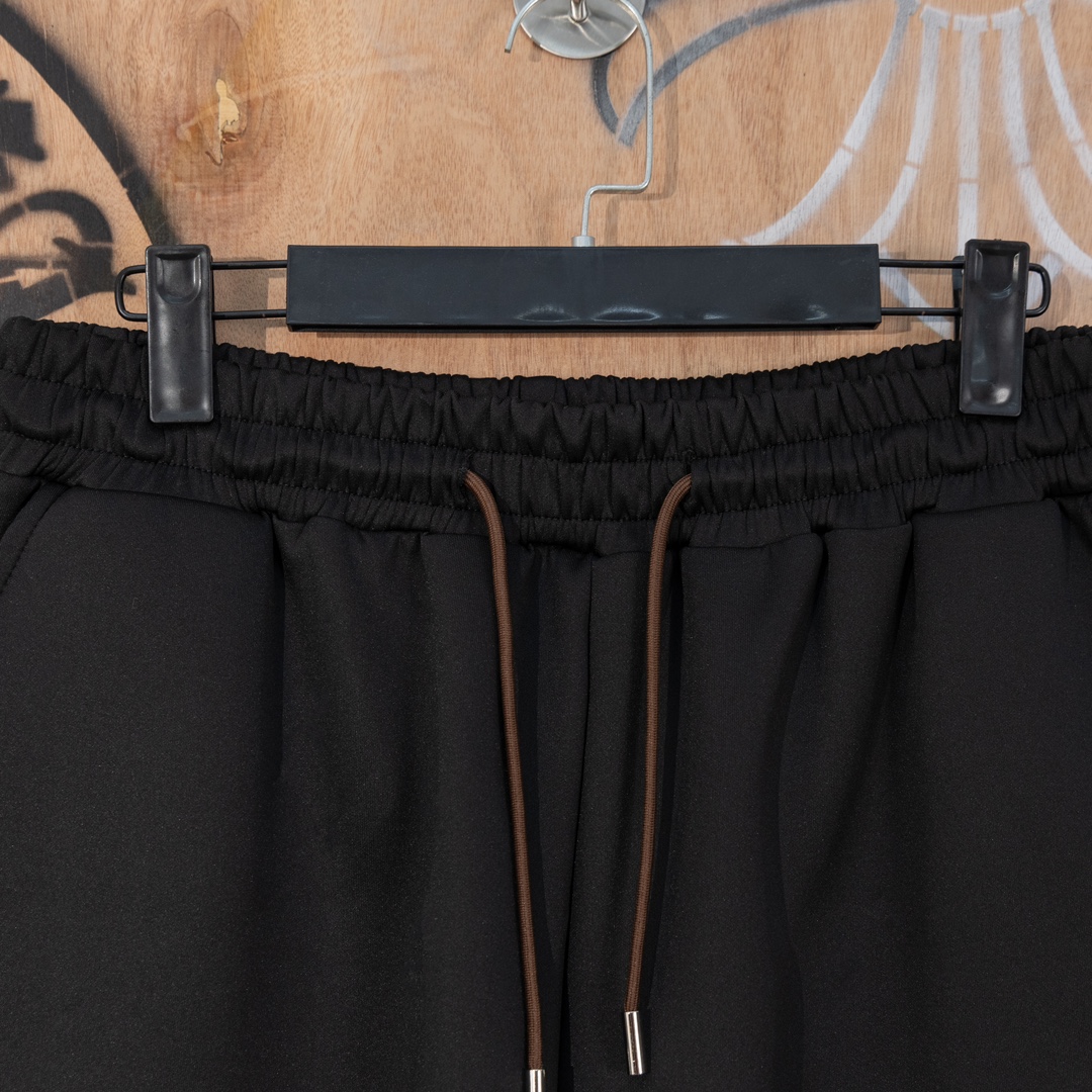 Top Version Celine/Cyleen 24SS Side-Banded Logo Shorts in Black, 320g HBs Fabric, Sizes S-XL - 图片 8