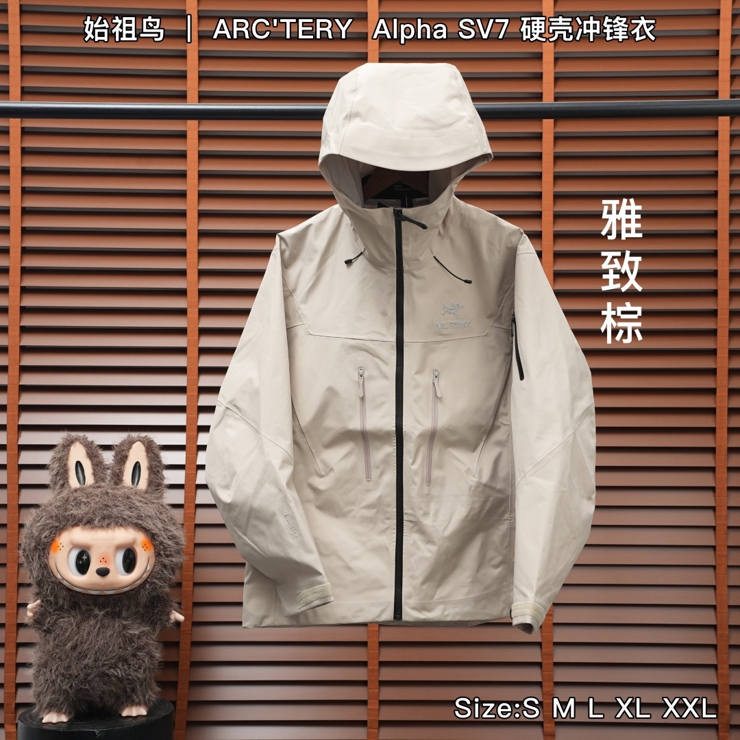 合集图 SV7 始祖鸟 ｜ ARC'TERY  Alpha SV7  硬壳冲锋衣 𝐒𝐢𝐳𝐞：𝐒 𝐌 𝐋 𝐗𝐋 𝐗𝐗𝐋 产