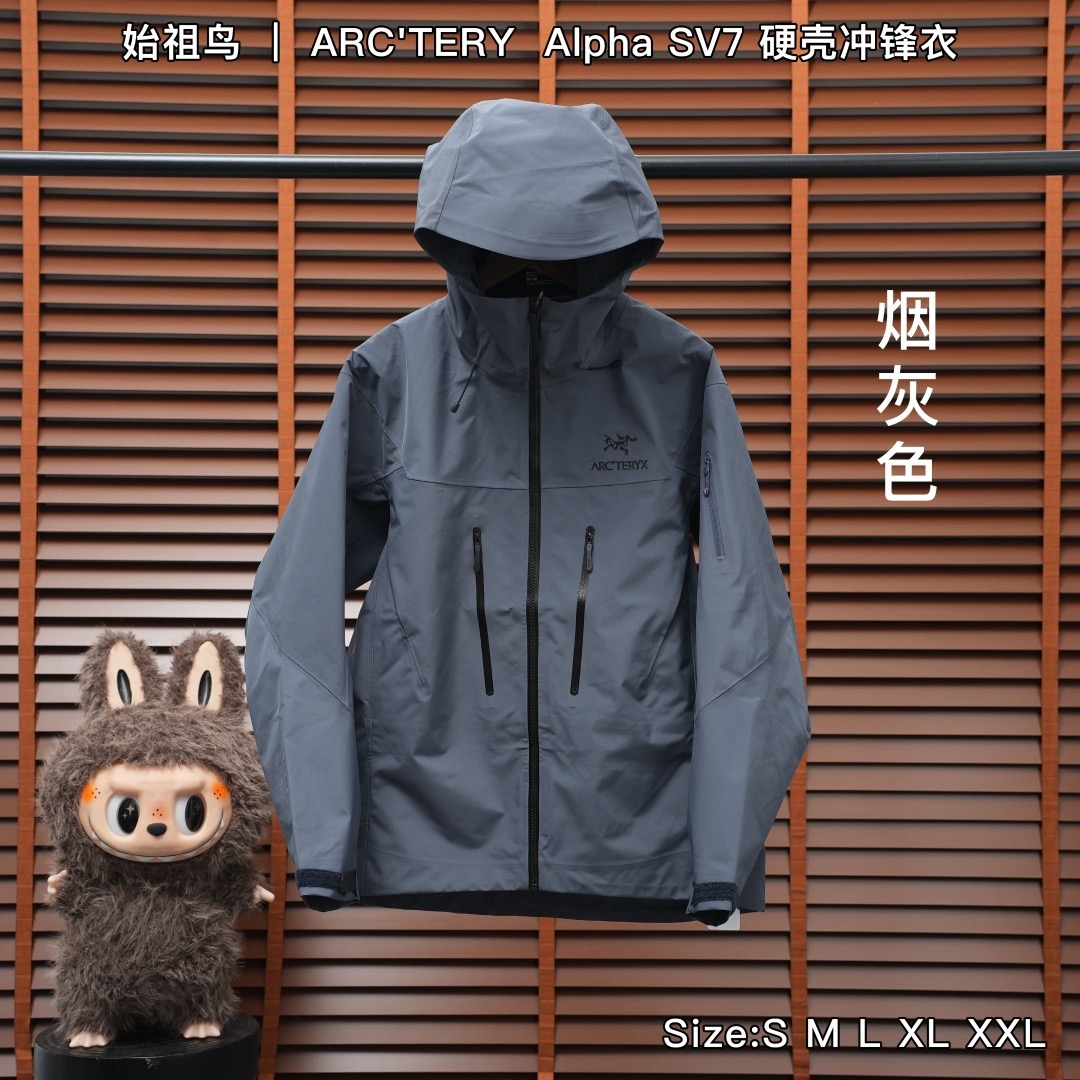 合集图 SV7 始祖鸟 ｜ ARC'TERY  Alpha SV7  硬壳冲锋衣 𝐒𝐢𝐳𝐞：𝐒 𝐌 𝐋 𝐗𝐋 𝐗𝐗𝐋 产