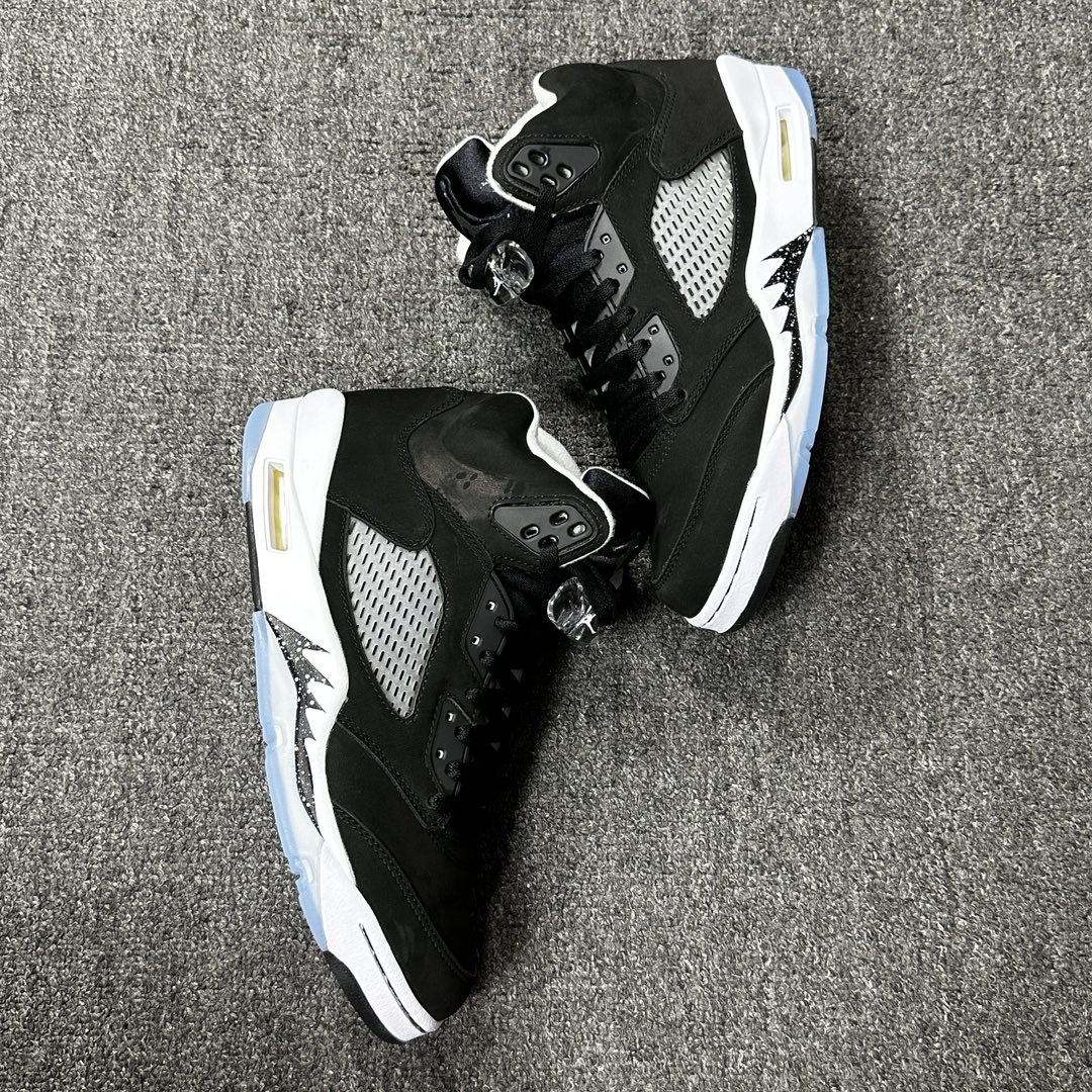 福利特价.aj5奥利奥！尺码40.5-45齐AirJordan5Retro“Moonlight”奥利奥C