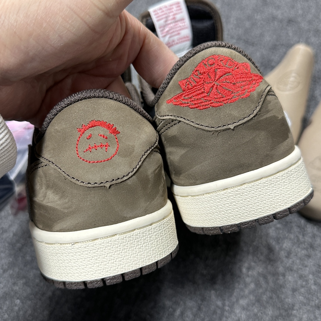 AJ1倒钩深棕尺码:40.5-47.5福利特价大厂纯原出品-TravisScottxAirJordan1