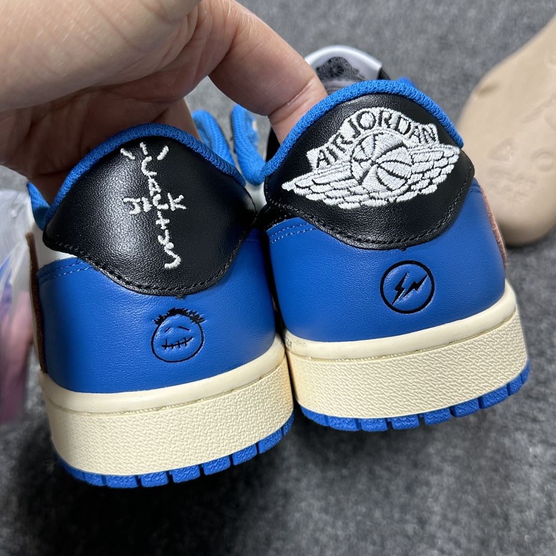 AJ1倒钩闪电尺码:40.5-47.5福利特价大厂原价500纯原出品-TravisScottxFragm