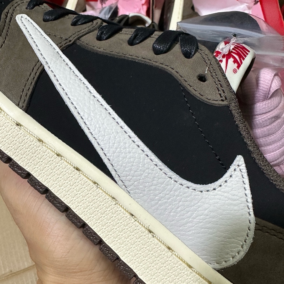 Ljr版本！老倒钩低帮 02 20批次！对应的也是千里马与伯乐佳话[拳头]尺码40-48.5全码补齐！