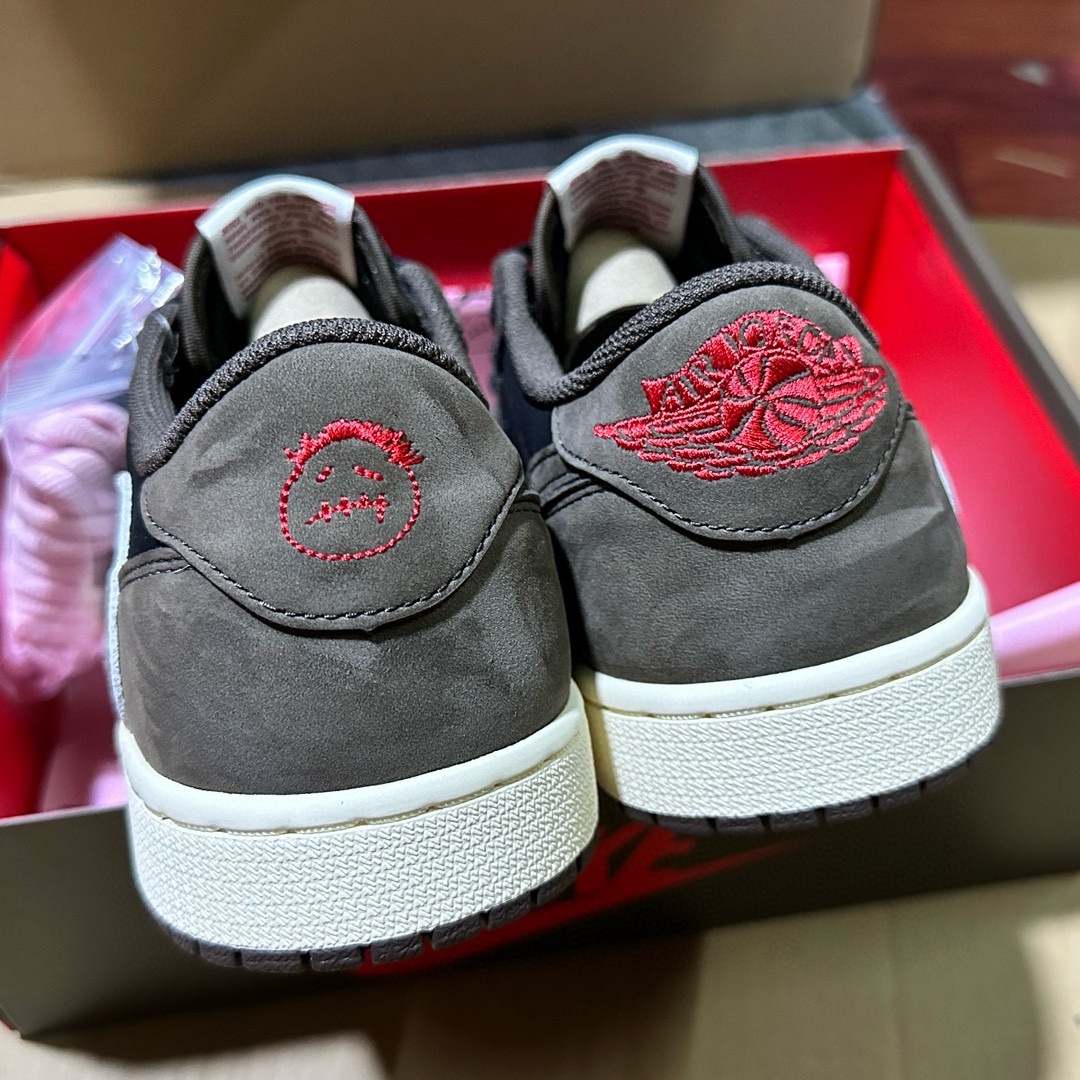 Ljr版本！老倒钩低帮 02 20批次！对应的也是千里马与伯乐佳话[拳头]尺码40-48.5全码补齐！