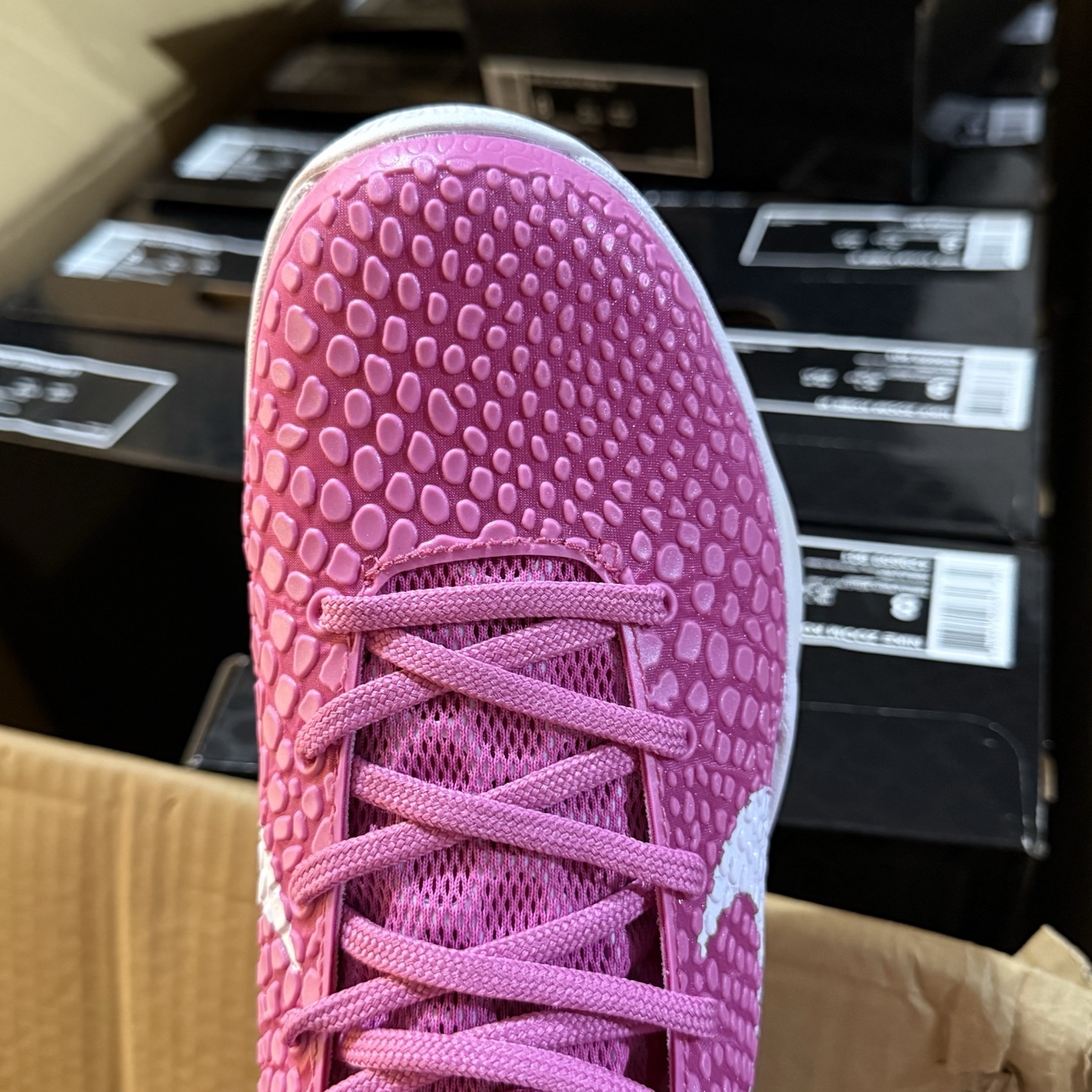 【莞产】NK Zoom KOBE 6 Protro 科比6代 乳腺癌 DJ3596-600
完美复刻公