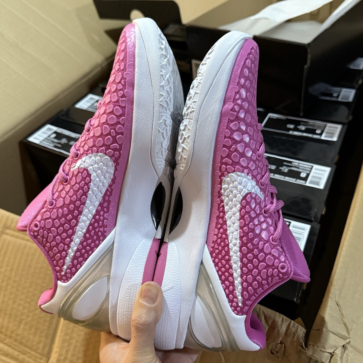 【莞产】NK Zoom KOBE 6 Protro 科比6代 乳腺癌 DJ3596-600
完美复刻公
