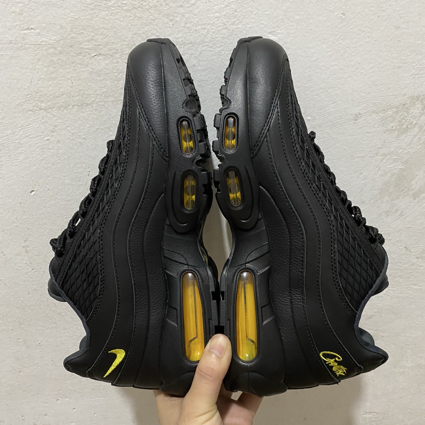  KZ 2.0版本！
Corteiz x NK Air Max 95 Tour Yellow 黑色！
尺