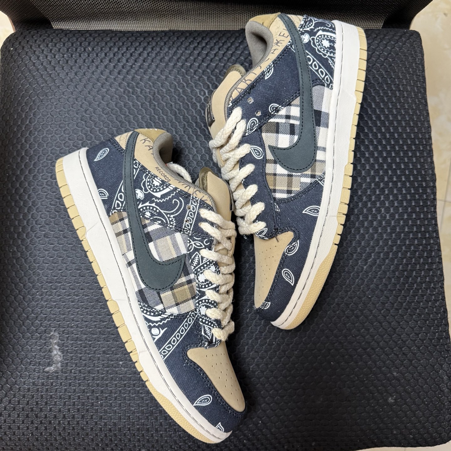 OWF Dk腰果花 尺码40-48.5全码齐，顶级外贸大厂出品！开学季重磅特价🉐 有喜欢的值得购买，不喜