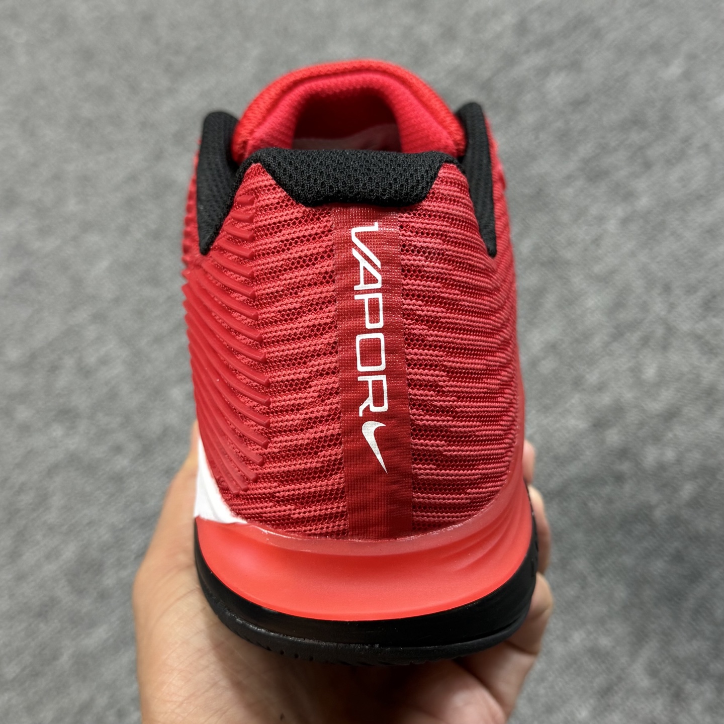 Vapor 12 HC 网球鞋 红色！尺码36-47全码齐 ♨️无半码，半码的往上拿整码！货号FV555