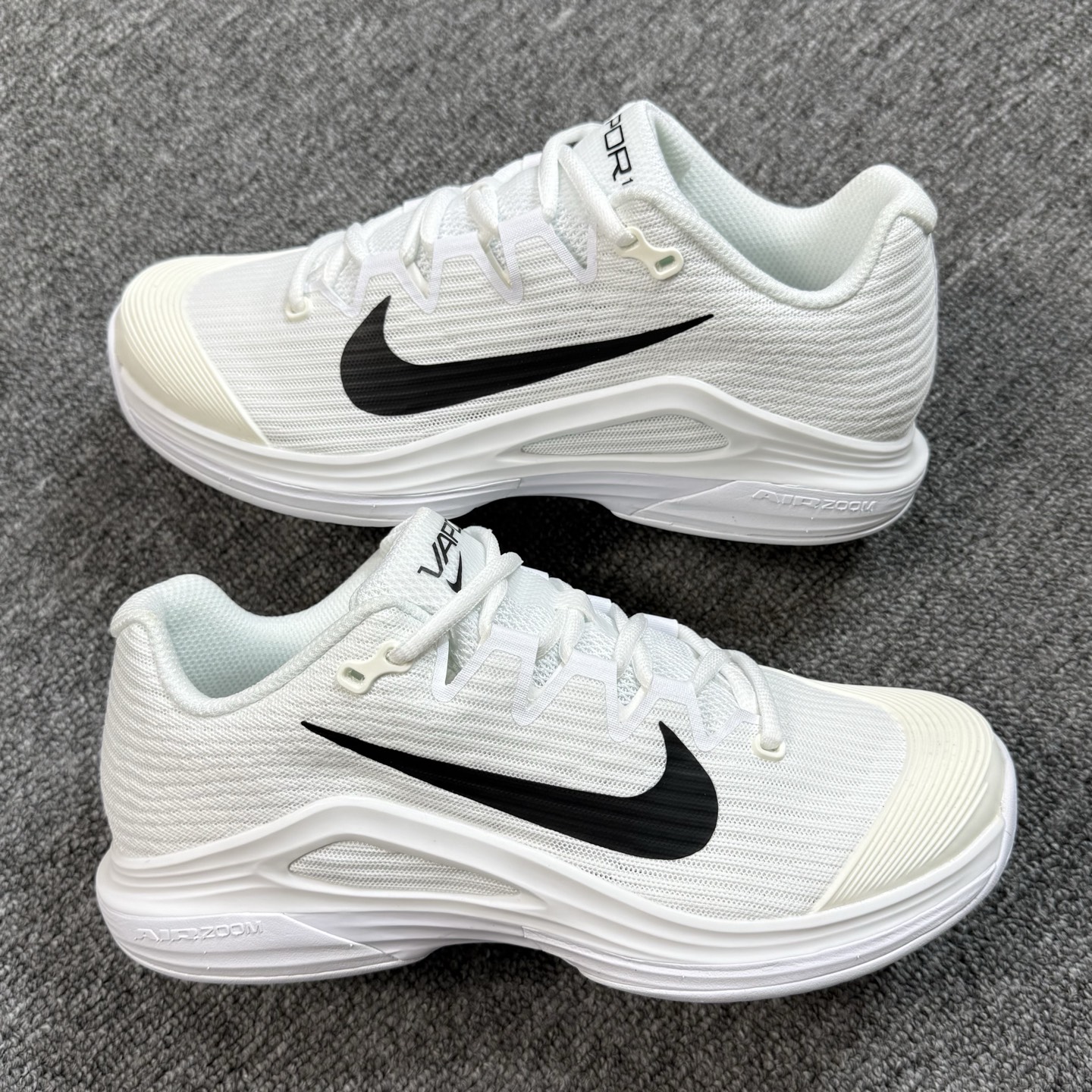 Vapor 12 网球鞋 白黑！尺码36-47全码齐 ♨️无半码，半码的往上拿整码！货号FV5554-1