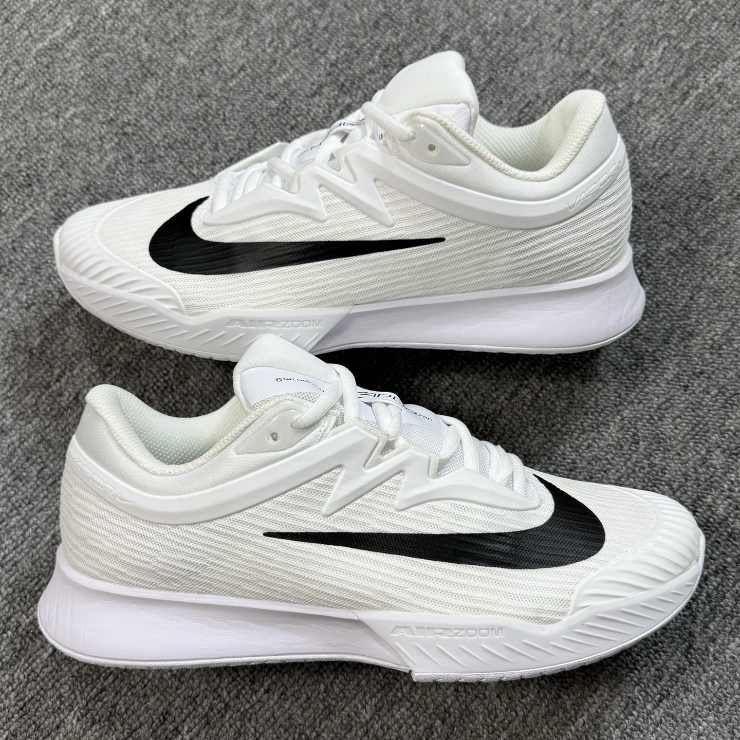 Vapor Pro 3 网球鞋 白色！尺码36-47全码齐 ♨️无半码，半码的往上拿整码！货号FZ215