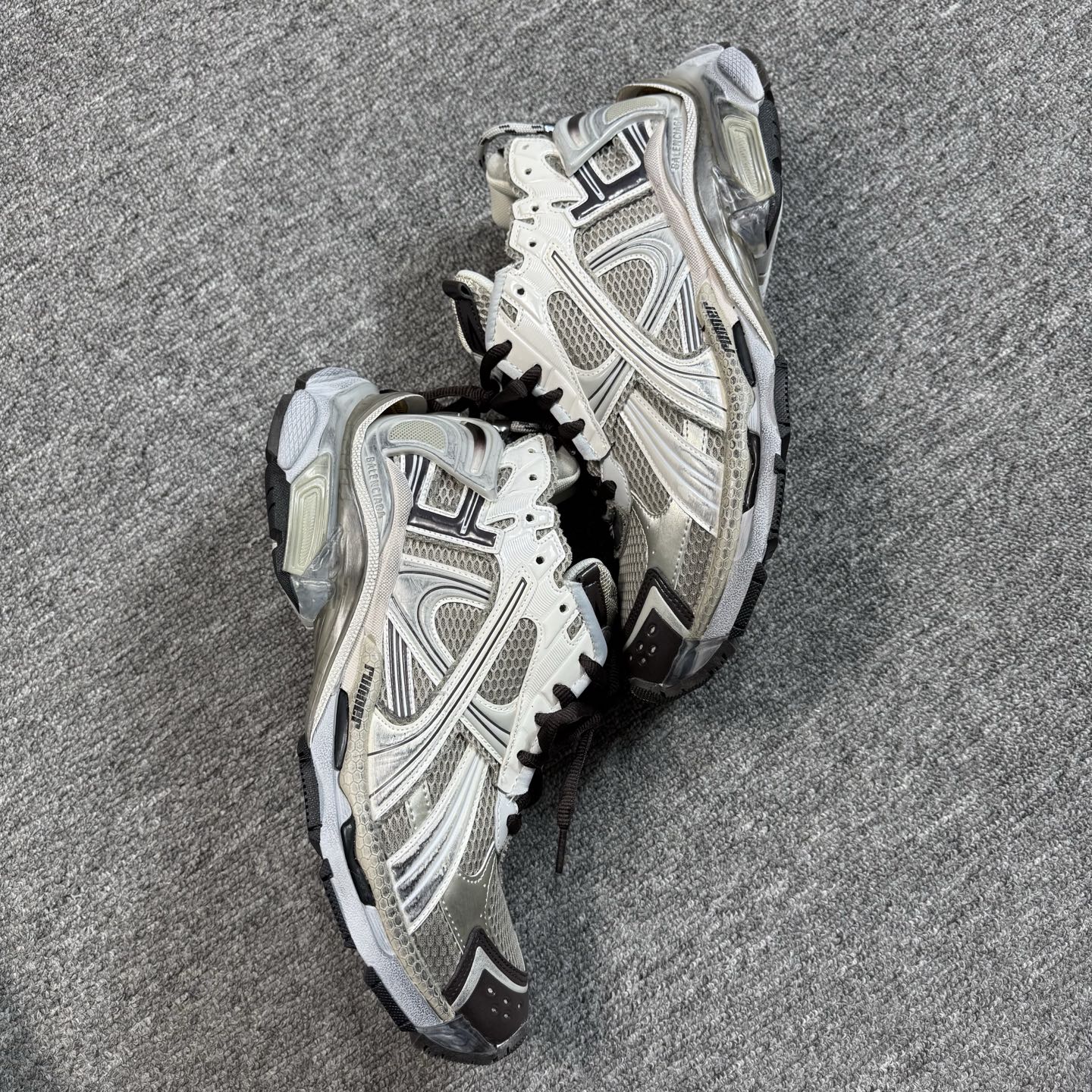 特价福利 市场顶级 巴黎世家7.5代白兰紫尺码35-46 偏大一个尺码