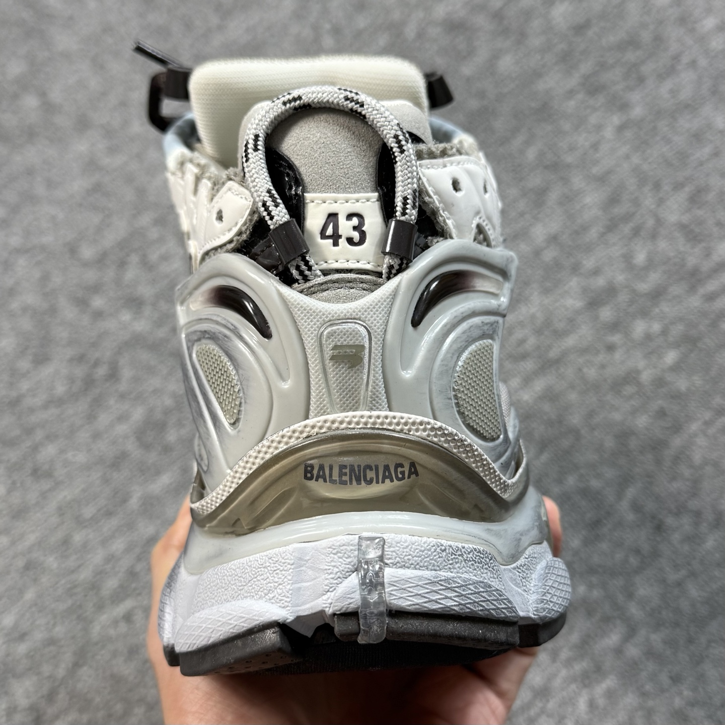 特价福利 市场顶级 巴黎世家7.5代白兰紫尺码35-46 偏大一个尺码