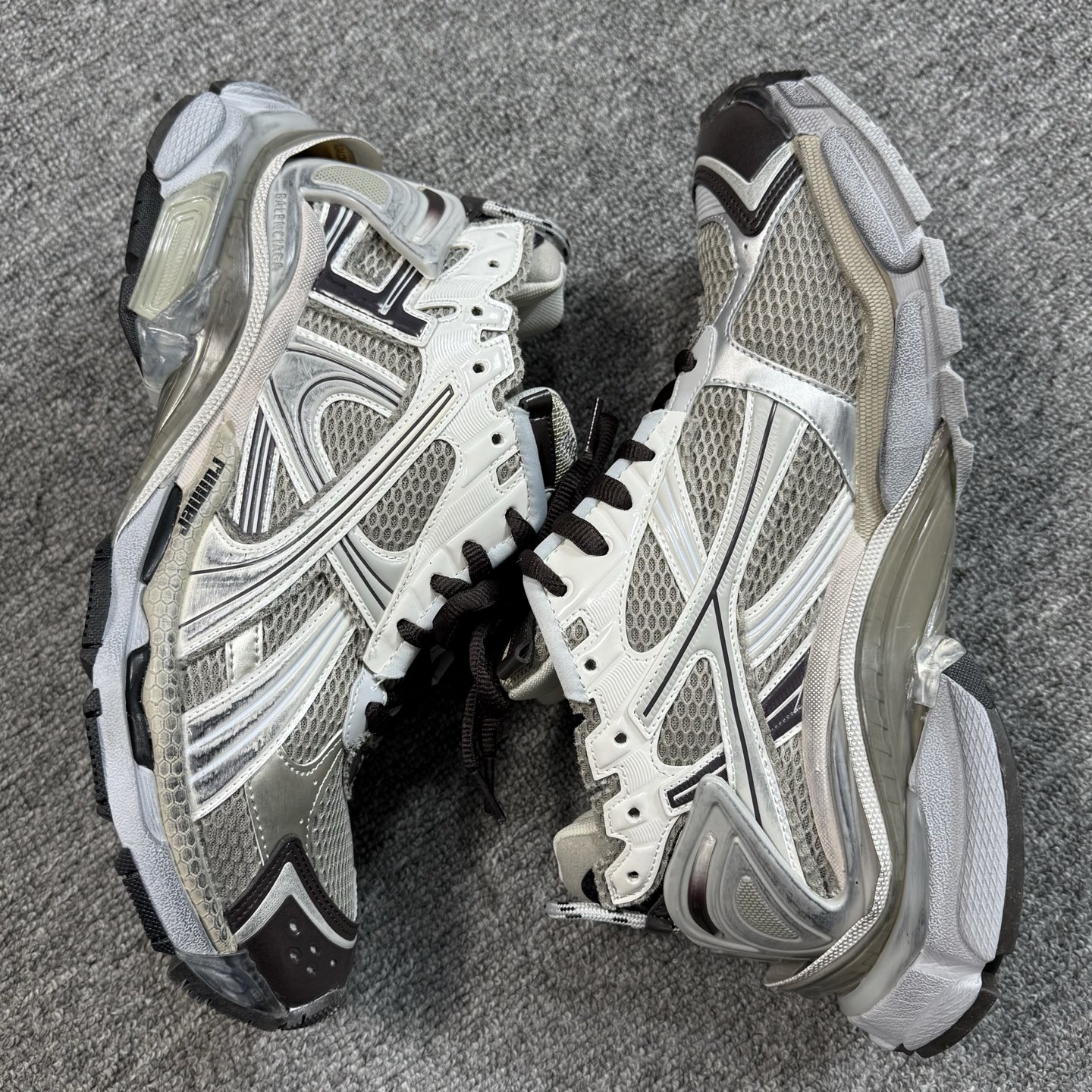 特价福利 市场顶级 巴黎世家7.5代白兰紫尺码35-46 偏大一个尺码