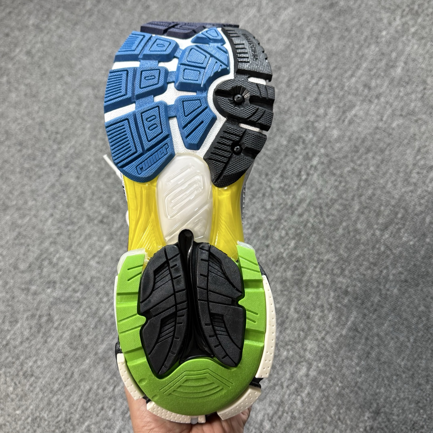 特价福利 市场顶级 巴黎世家7.5代白兰紫尺码35-46 偏大一个尺码