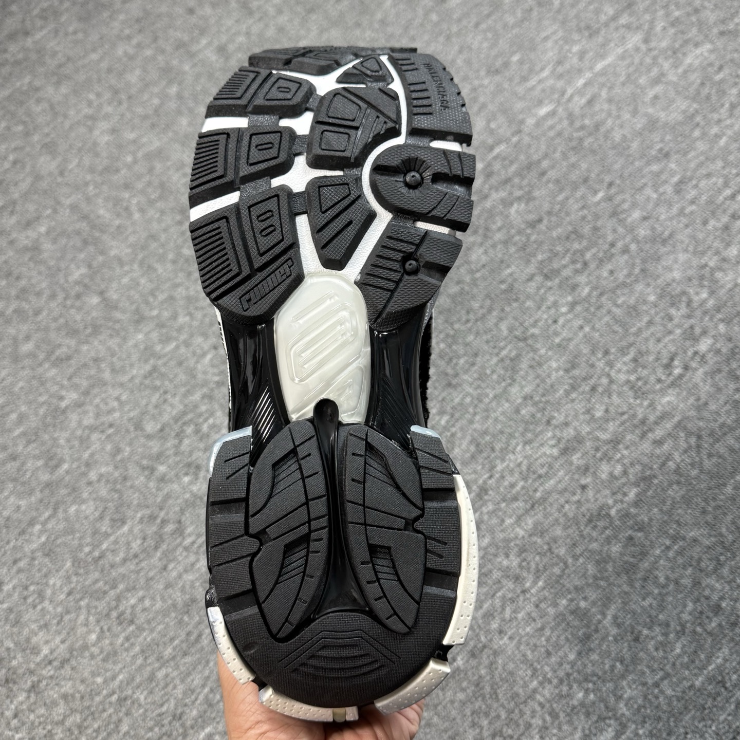 特价福利 市场顶级 巴黎世家7.5代白兰紫尺码35-46 偏大一个尺码