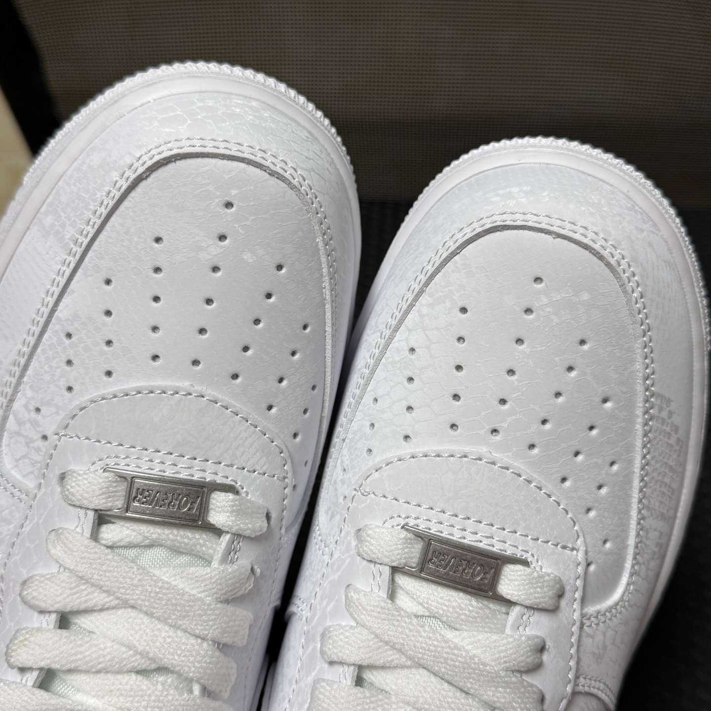 重磅特价♨️双十一感恩回馈 空军科比联名白色 市场顶级品质之一🉐尺码39-46全码齐！货号IB0018-