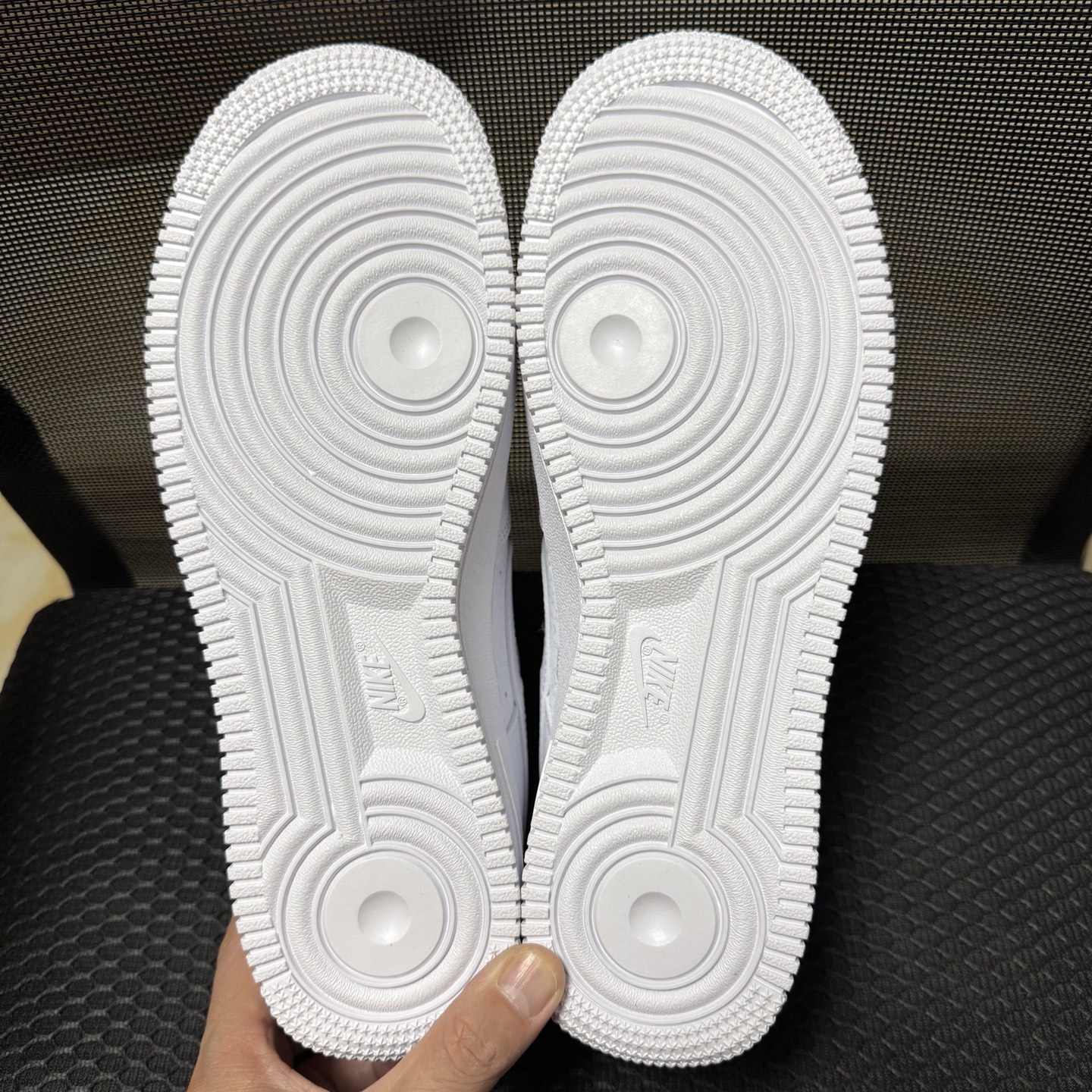 重磅特价♨️双十一感恩回馈 空军科比联名白色 市场顶级品质之一🉐尺码39-46全码齐！货号IB0018-