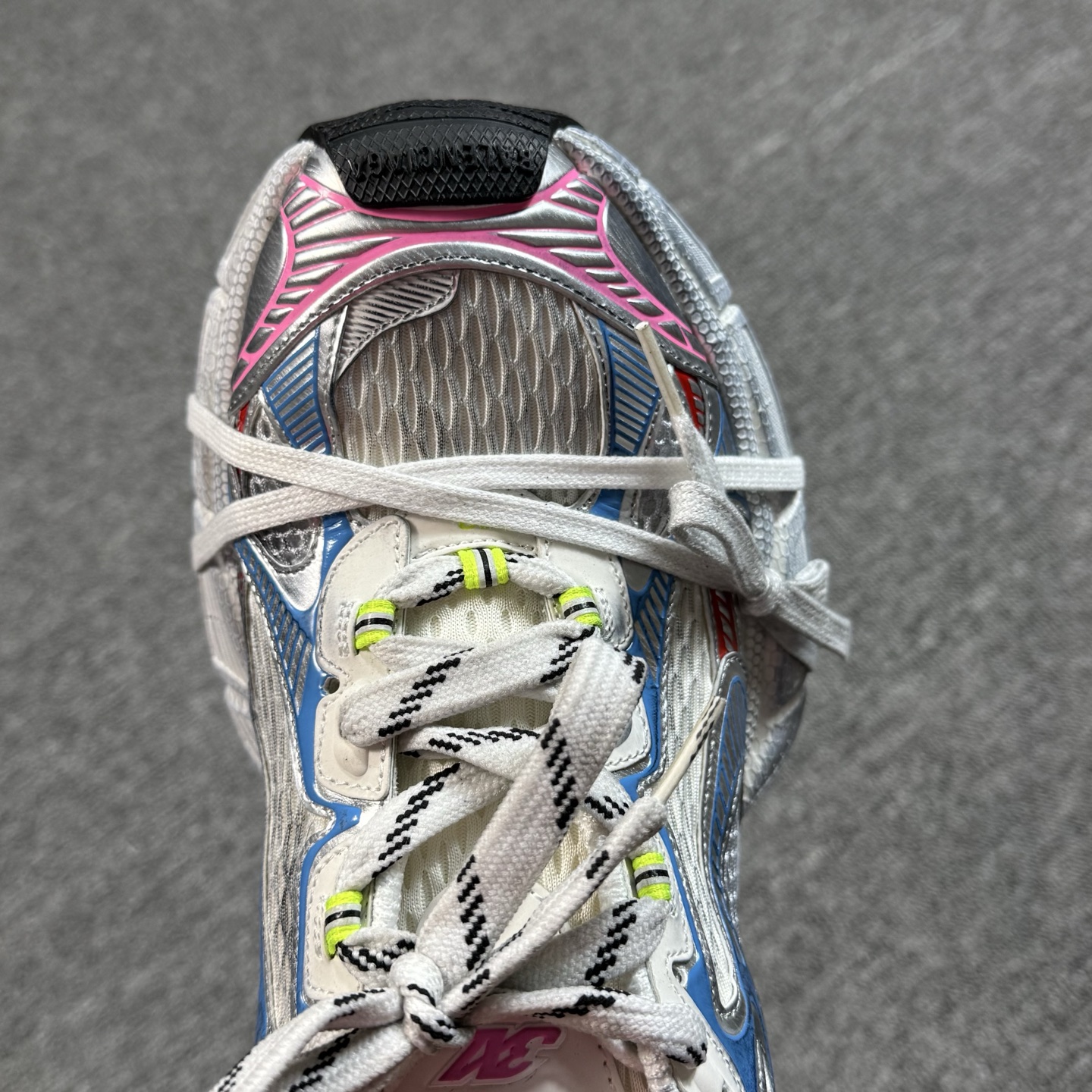 ♨️重磅特价双十一特价款！市场顶级 Good版本！巴黎世家3XL蓝白红！尺码35-46全码齐 ♨️偏大一