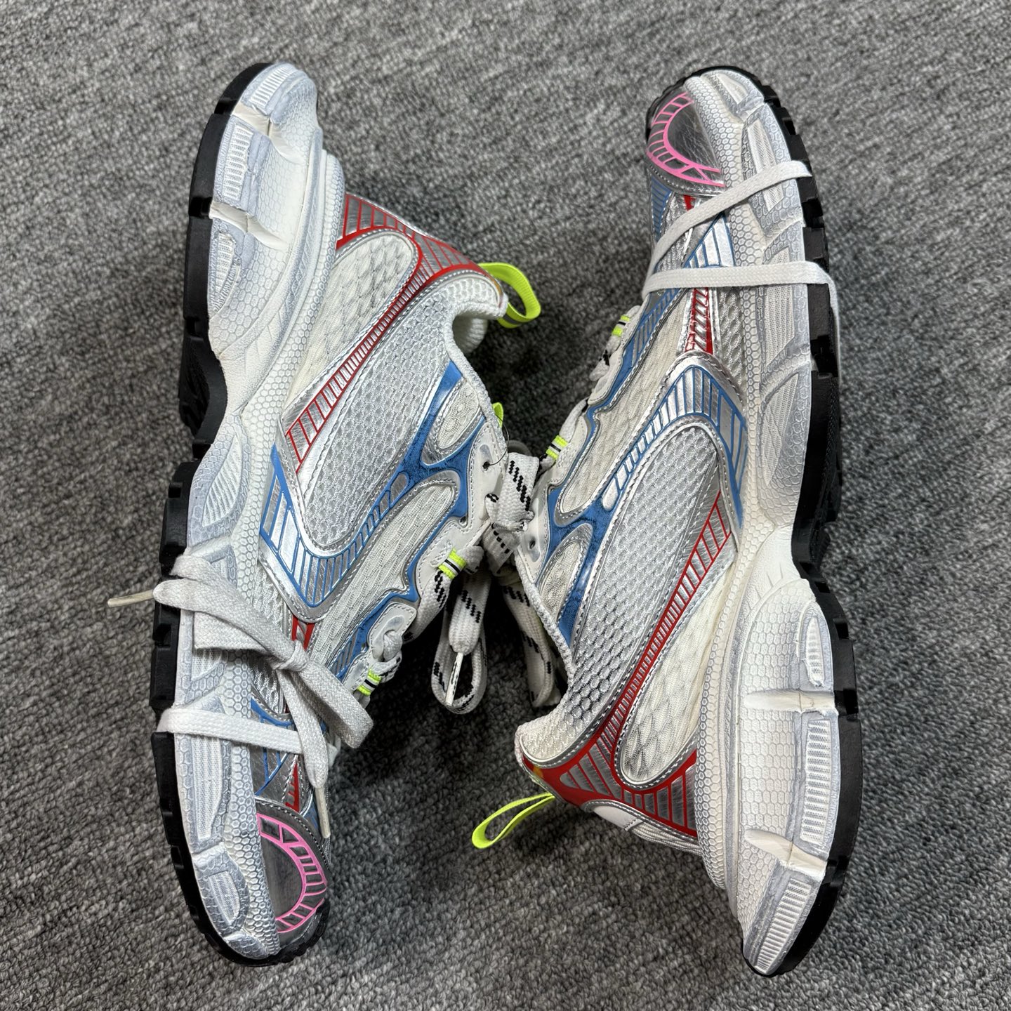 ♨️重磅特价双十一特价款！市场顶级 Good版本！巴黎世家3XL蓝白红！尺码35-46全码齐 ♨️偏大一