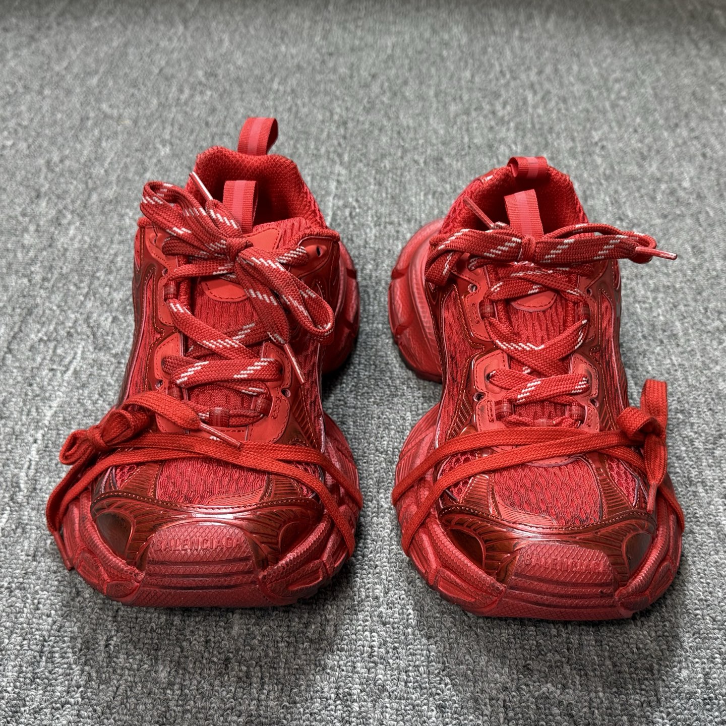 ♨️重磅特价双十一特价款！市场顶级 Good版本！巴黎世家3XL大红！尺码35-42全码齐 ♨️偏大一个