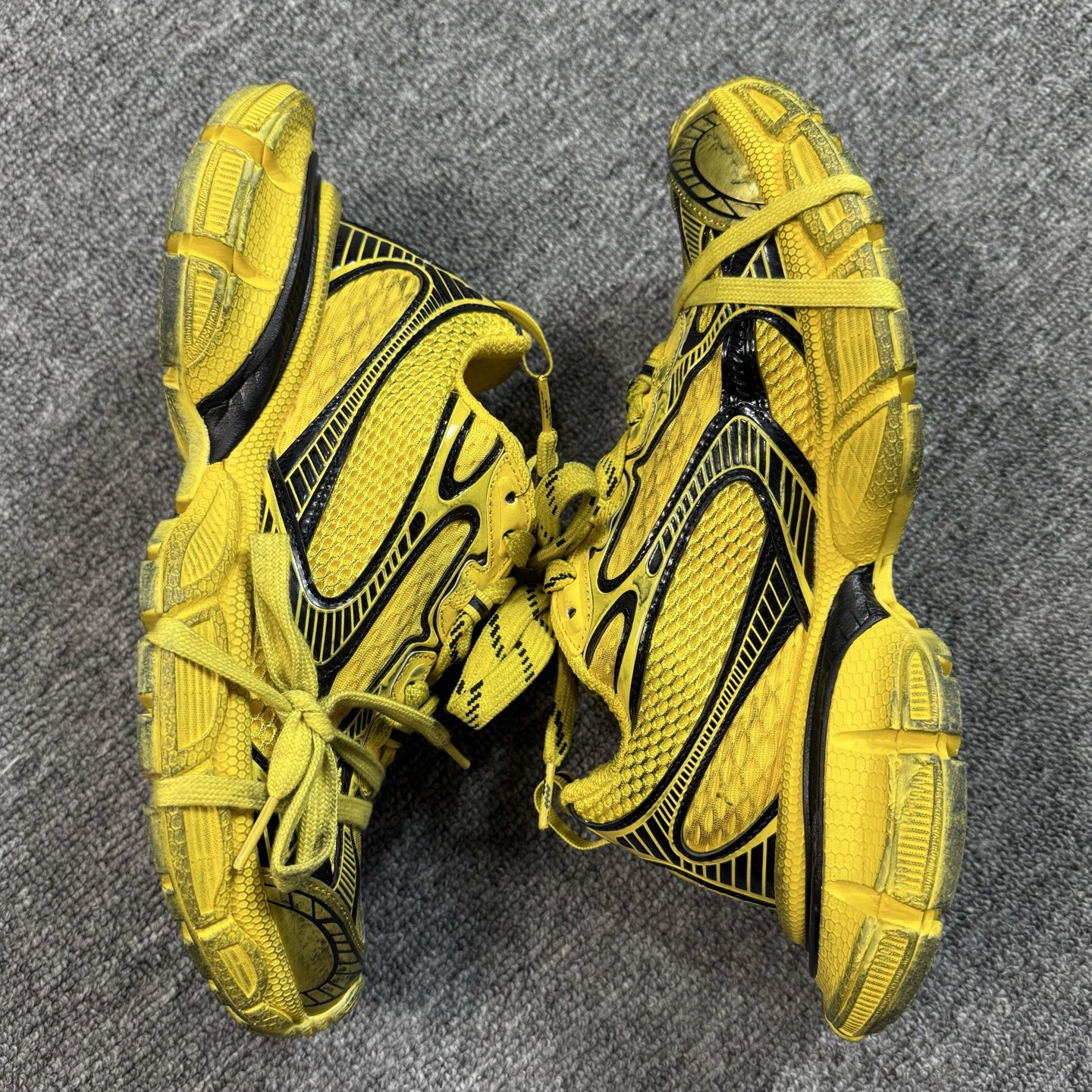 ♨️重磅特价♨️双十一特价款！市场顶级 Good版本！巴黎世家3XL大红！尺码35-40全码齐 ♨️偏大