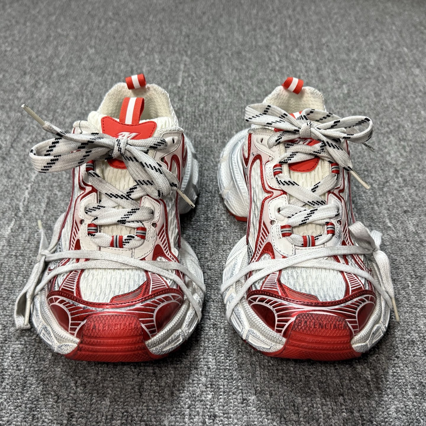 ♨️重磅特价♨️双十一特价款！市场顶级 Good版本！巴黎世家3XL白红！尺码35-46断42其他尺码齐