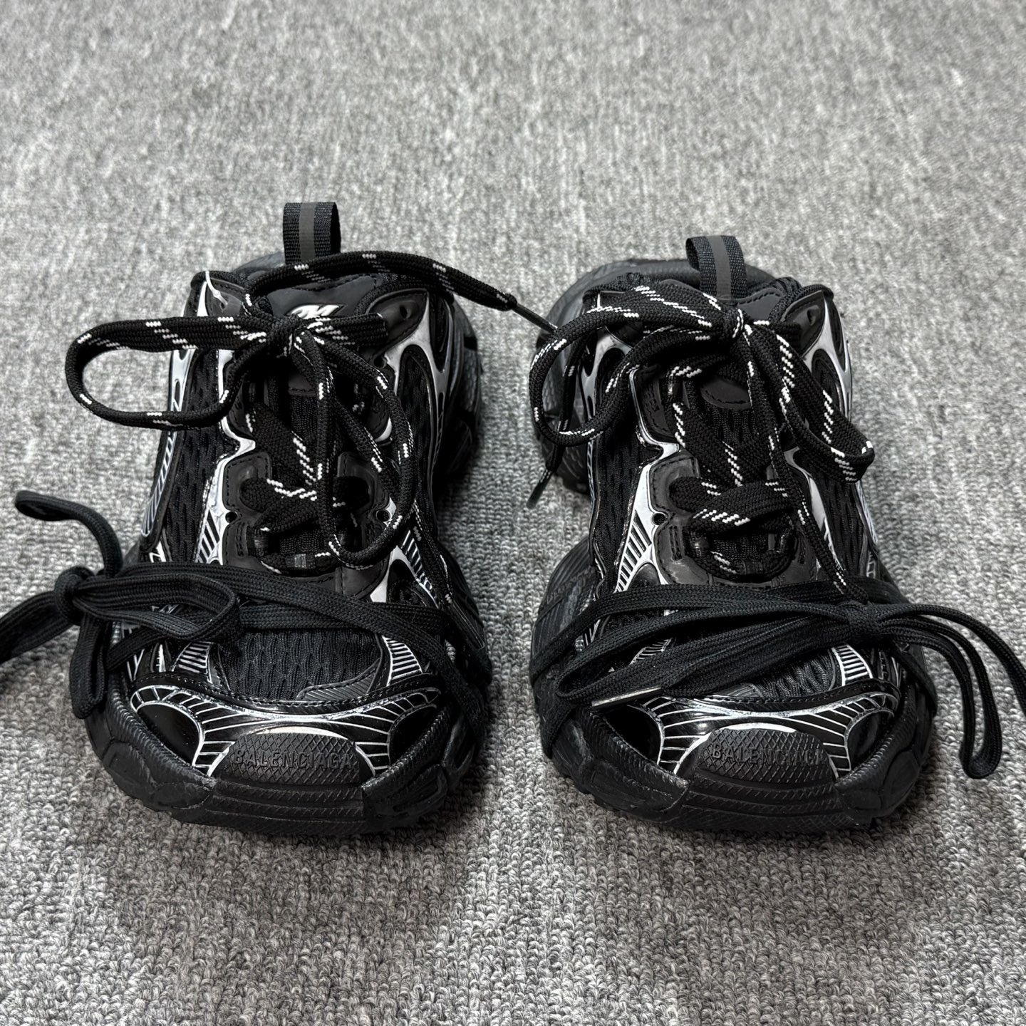 ♨️重磅特价♨️双十一特价款！市场顶级 Good版本！巴黎世家3XL半拖黑白！尺码35-45全码齐 ♨️