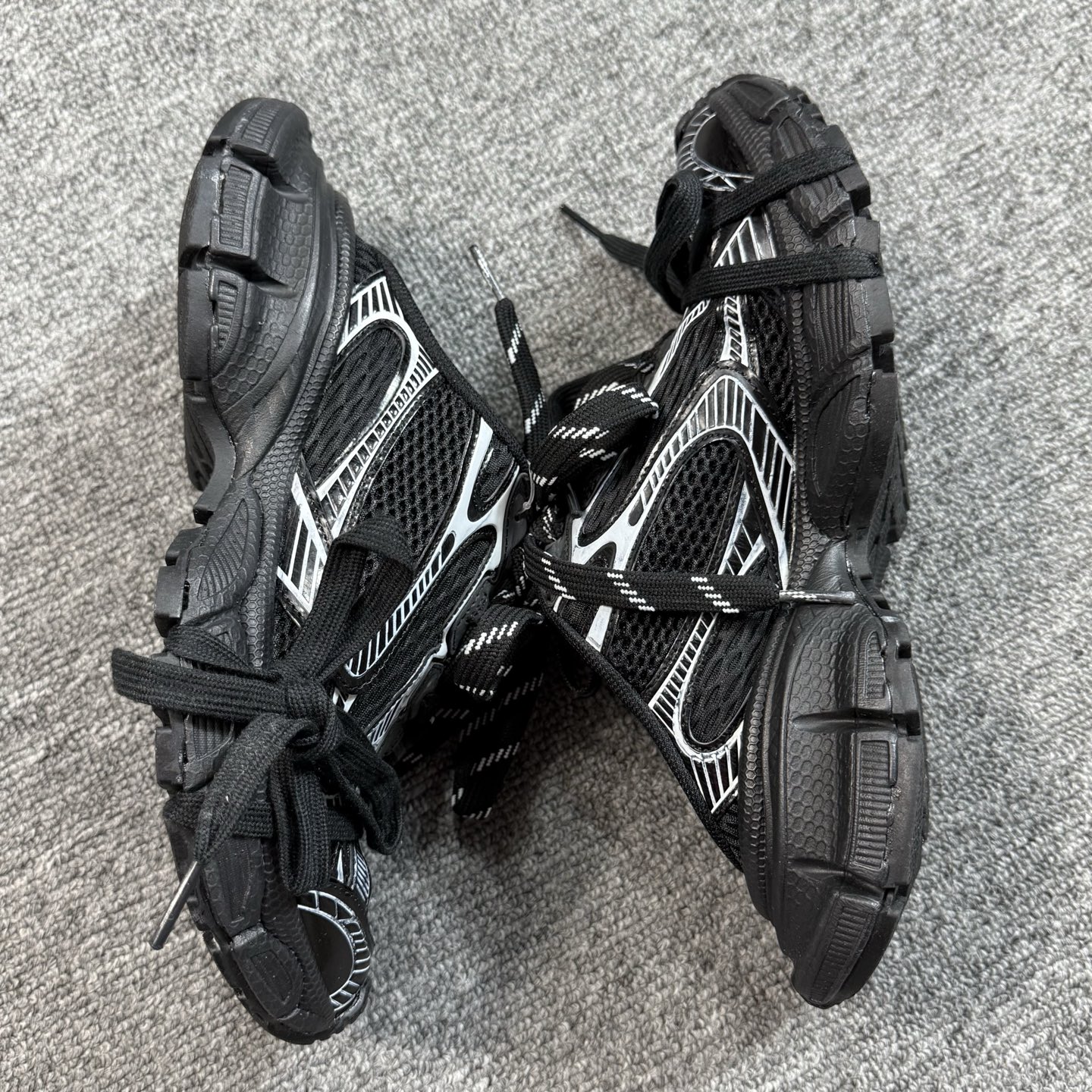 ♨️重磅特价♨️双十一特价款！市场顶级 Good版本！巴黎世家3XL半拖黑白！尺码35-45全码齐 ♨️