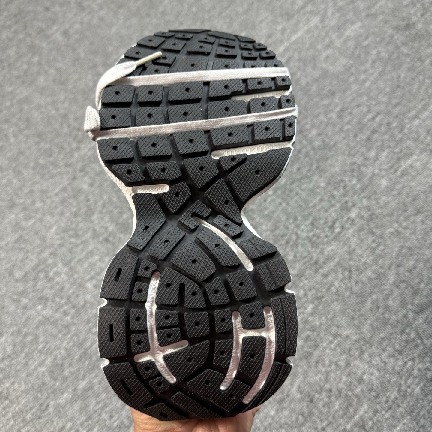 ♨️重磅特价♨️双十一特价款！市场顶级 Good版本！巴黎世家3XL蓝白红！尺码35-45全码齐 ♨️偏